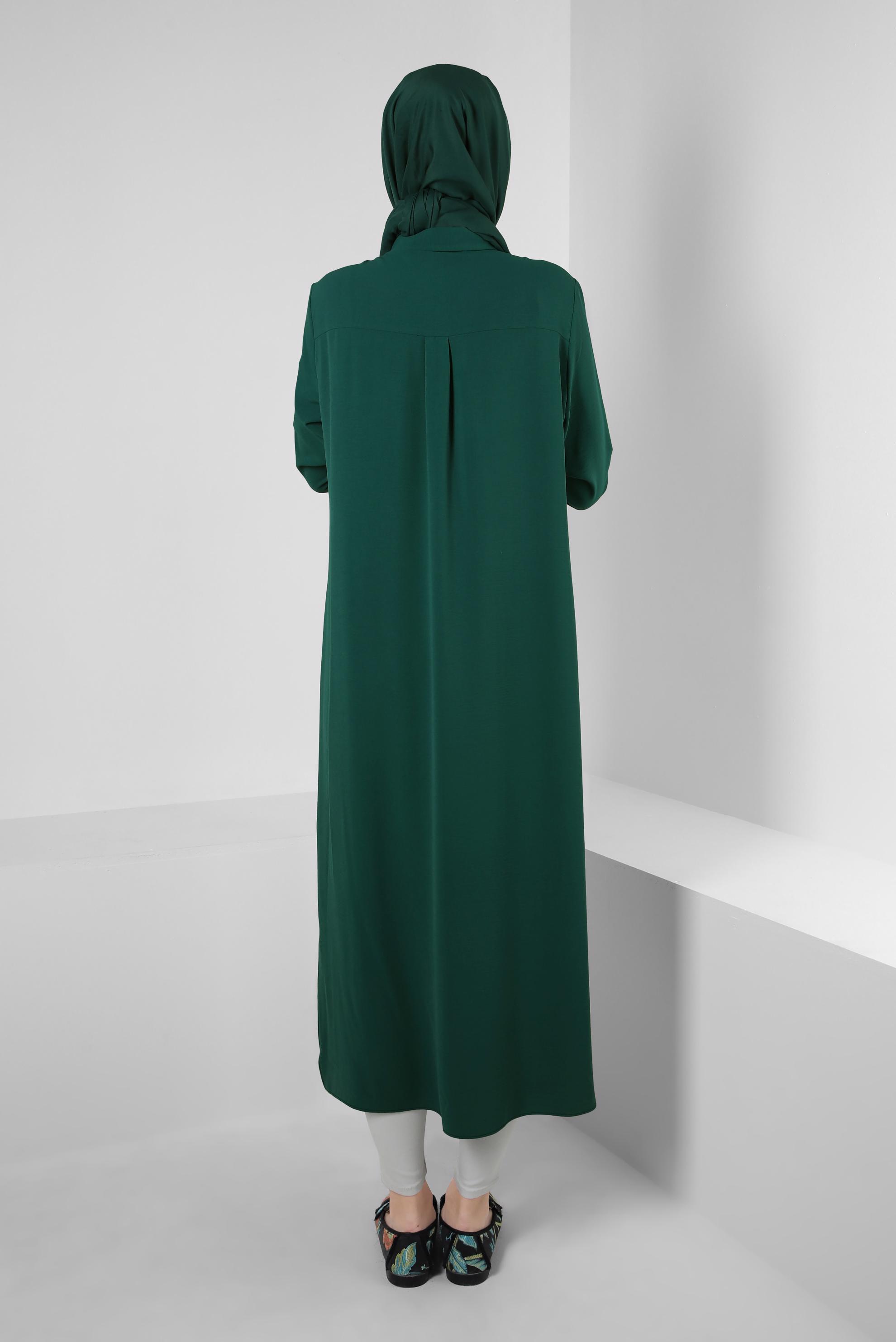 Tesettür giyim YEŞİL GÖMLEK YAKA TAŞ DETAYLI TUNİK 43815