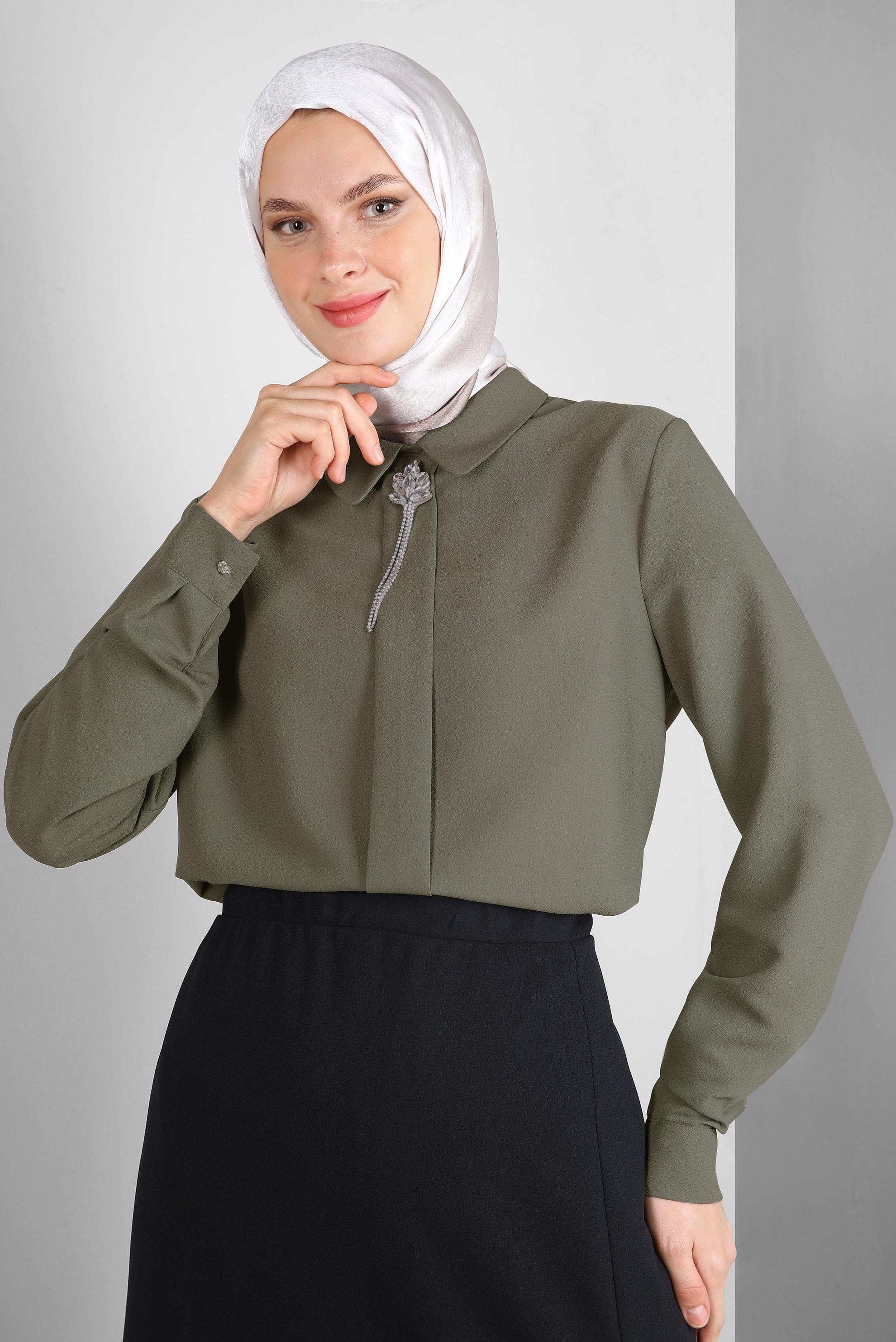 Tesettür giyim HAKİ TAŞ DETAYLI DÜZ TUNİK 43816