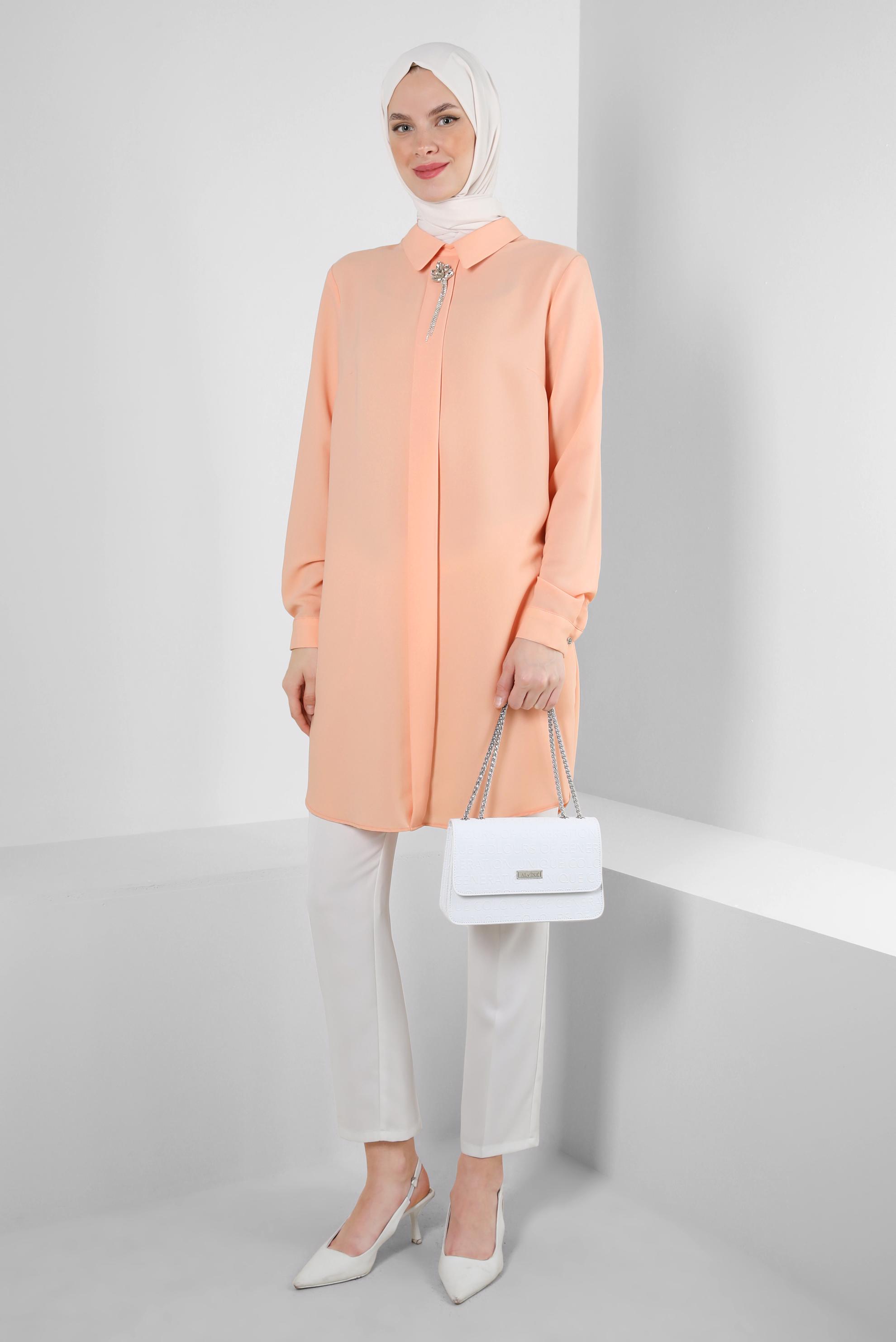 Tesettür giyim PEMBE TAŞ DETAYLI DÜZ TUNİK 43816