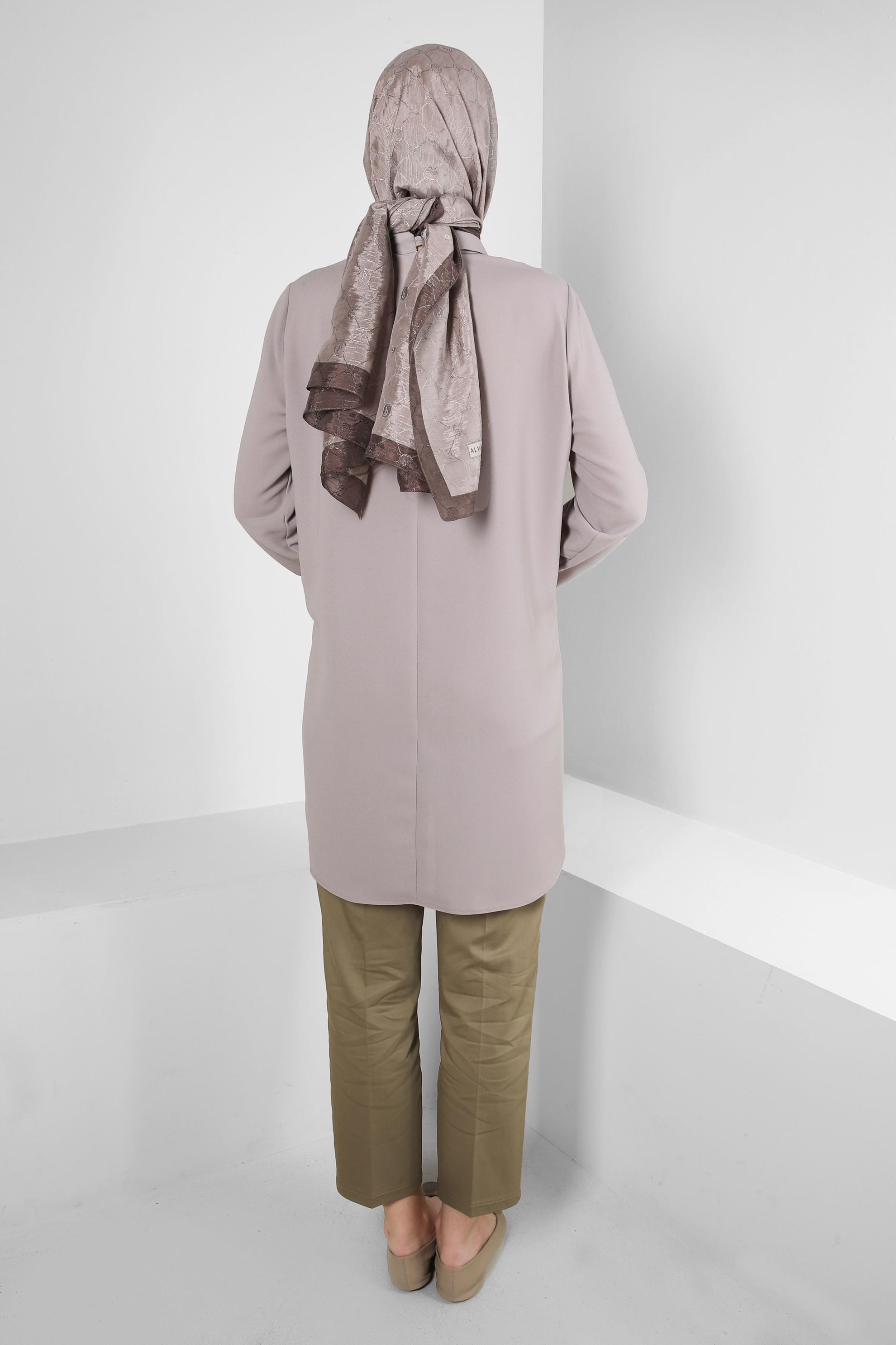 Tesettür giyim VİZON TAŞ DETAYLI DÜZ TUNİK 43816