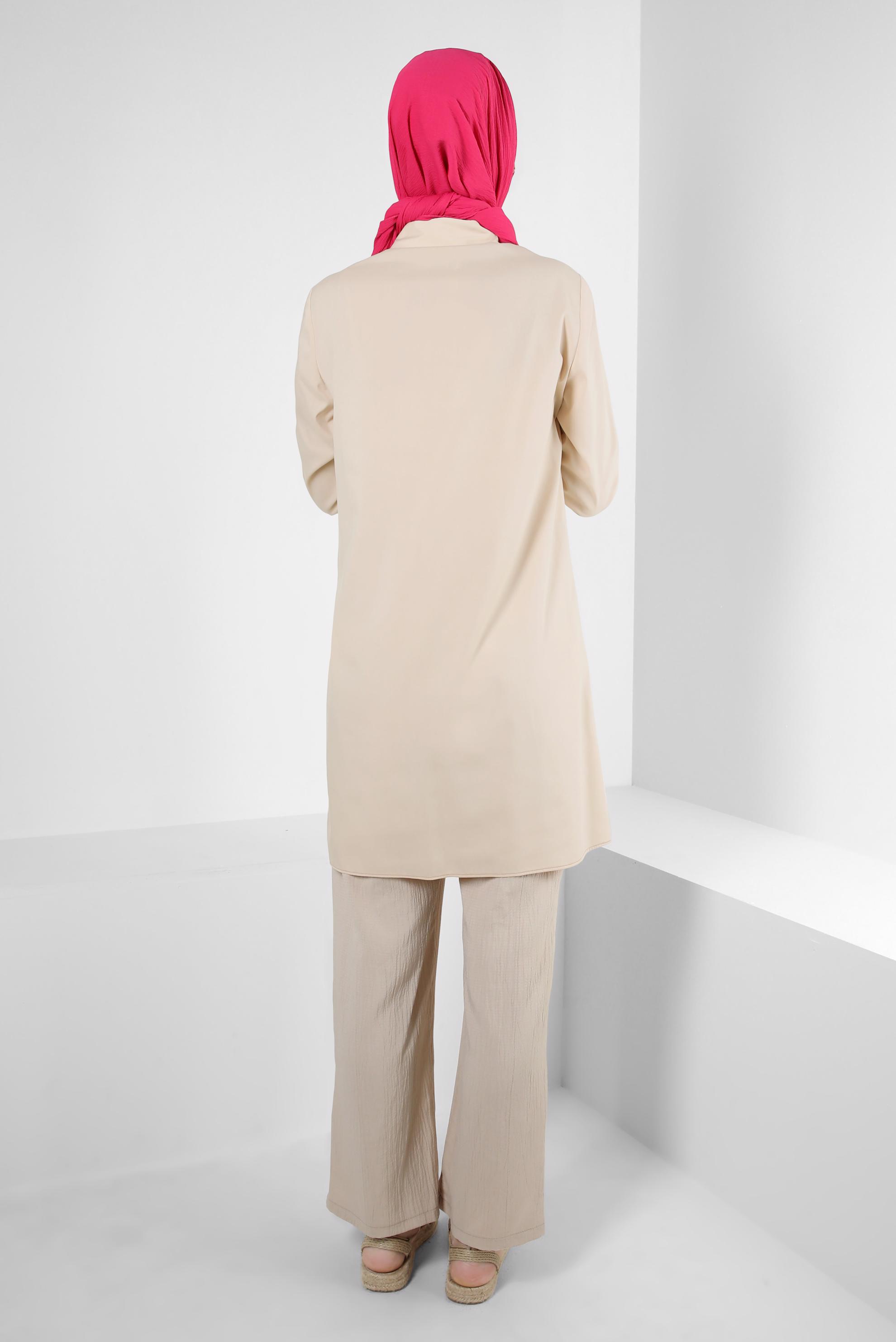 Tesettür giyim BEJ GÖMLEK YAKA DÜĞMELİ TUNİK 43826