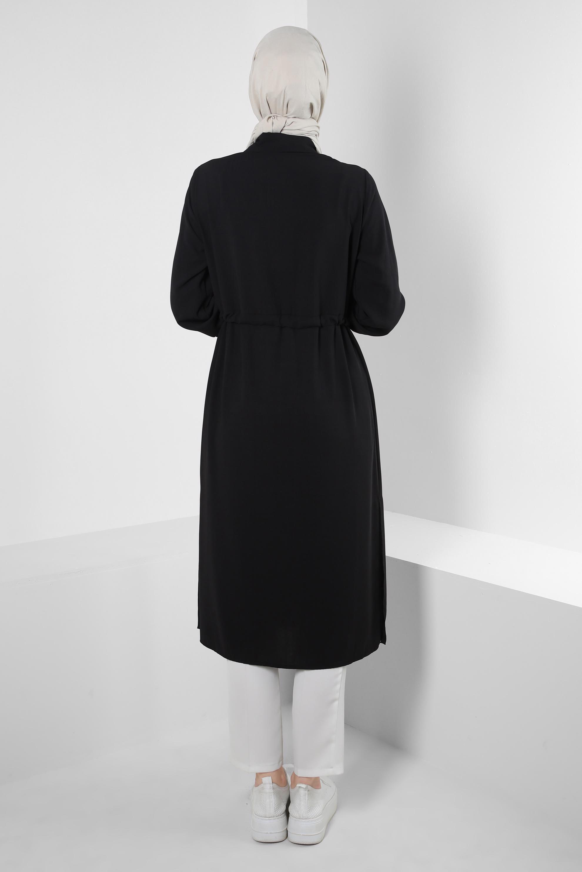 Tesettür giyim SİYAH MANŞETLERİ BÜZGÜLÜ DÜĞMELİ TUNİK 43831