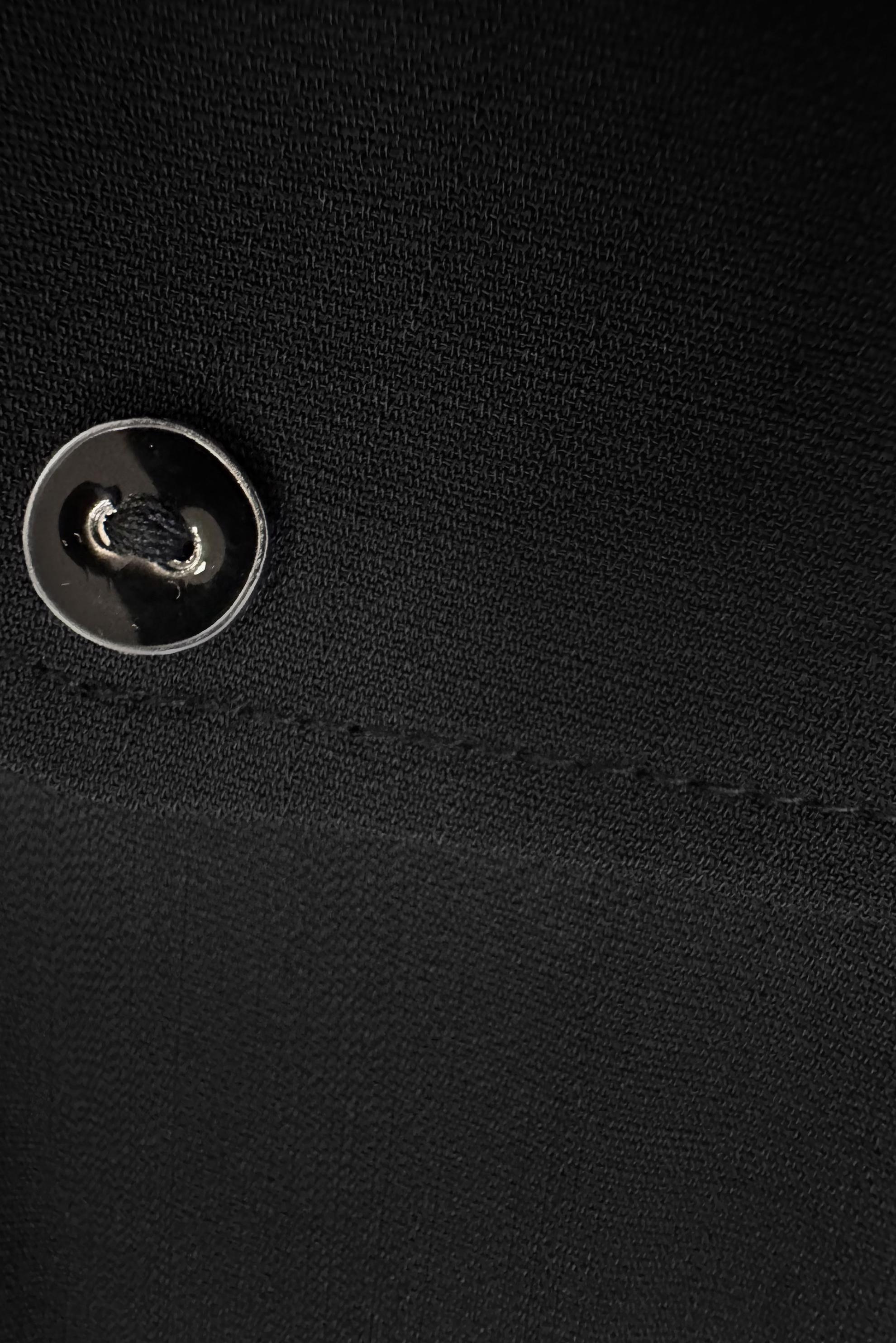 Tesettür giyim SİYAH MANŞETLERİ BÜZGÜLÜ DÜĞMELİ TUNİK 43831