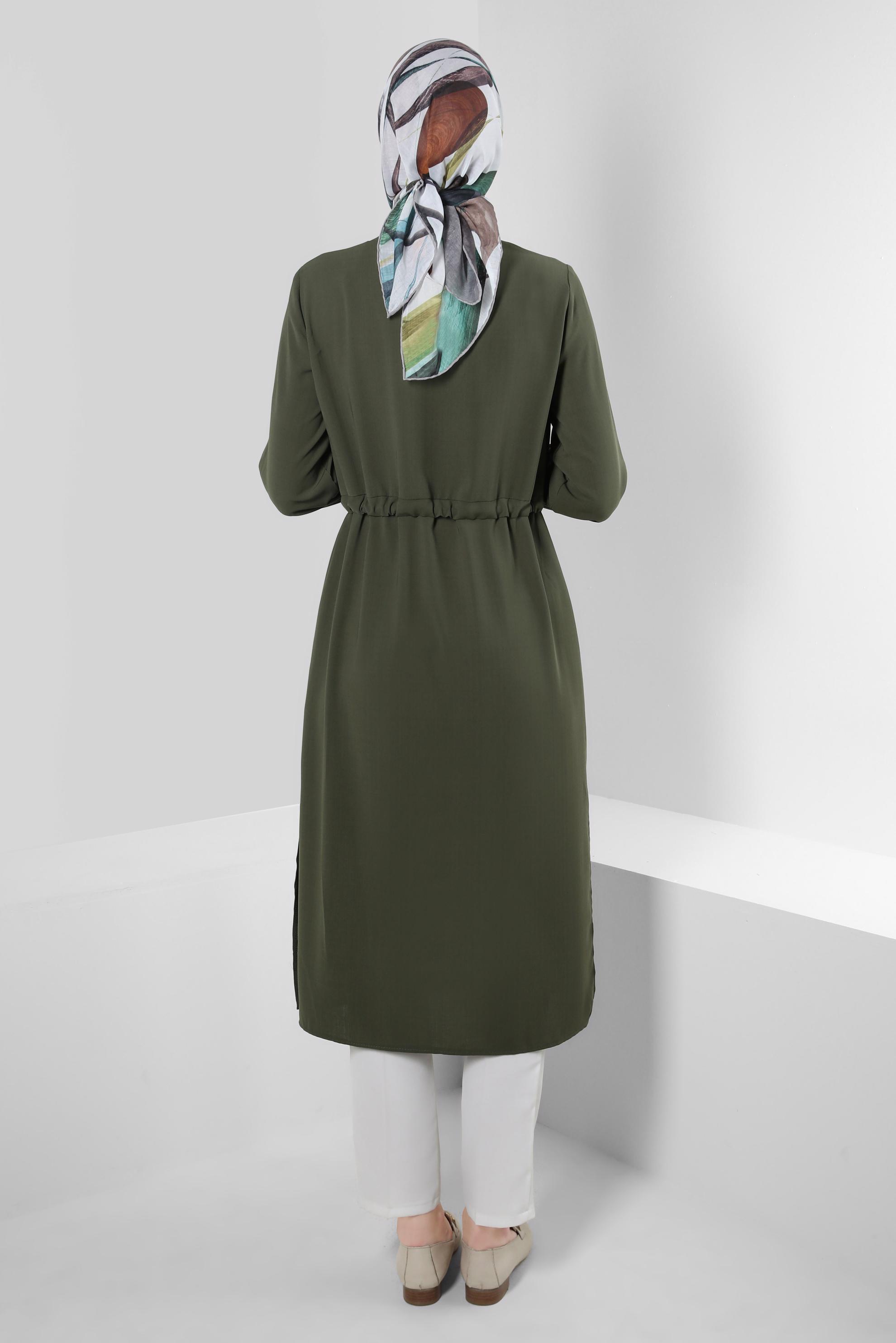 Tesettür giyim HAKİ MANŞETLERİ BÜZGÜLÜ DÜĞMELİ TUNİK 43831