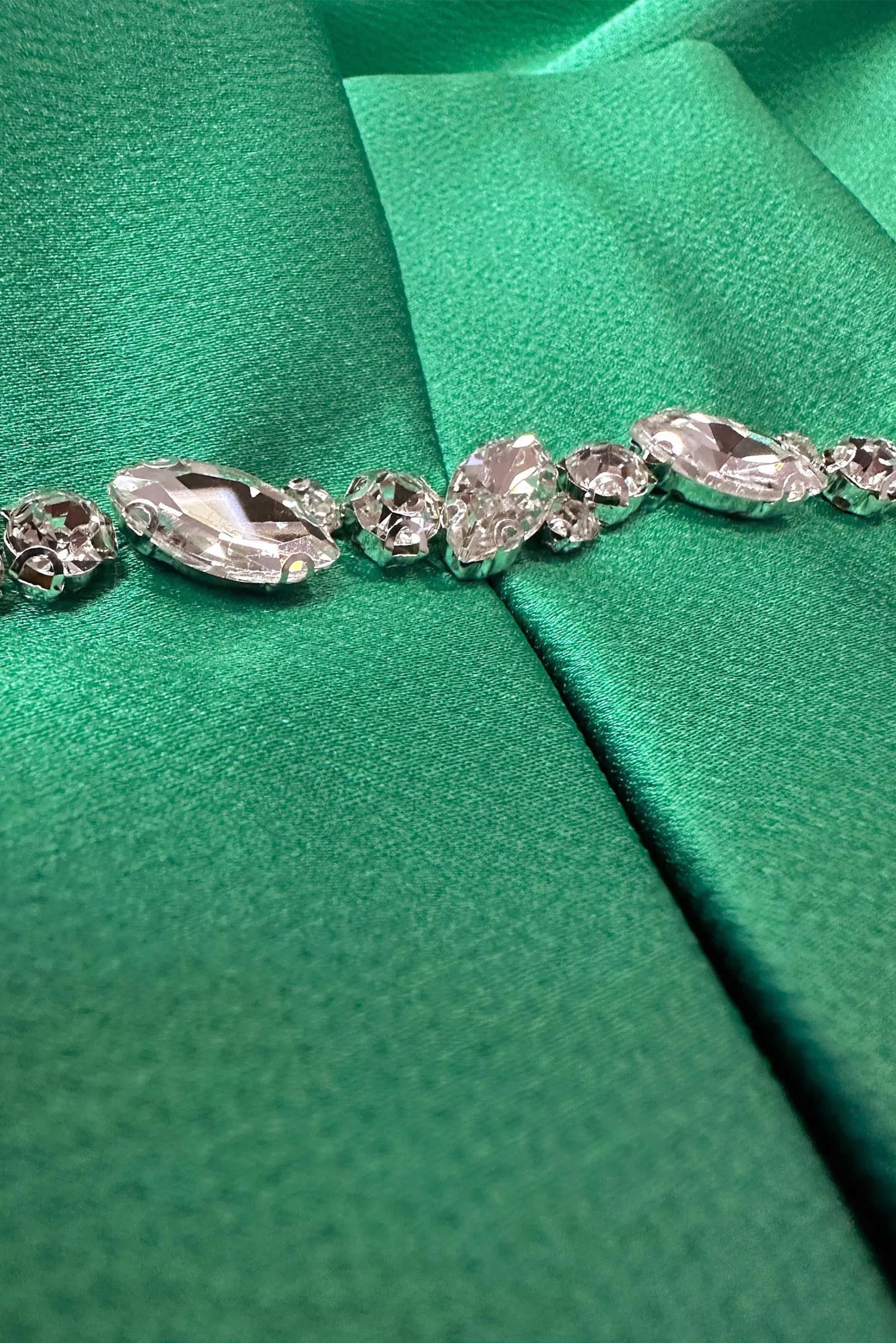 Tesettür giyim YEŞİL FIRFIR DETAYLI TAŞLI SATEN TUNİK 43838