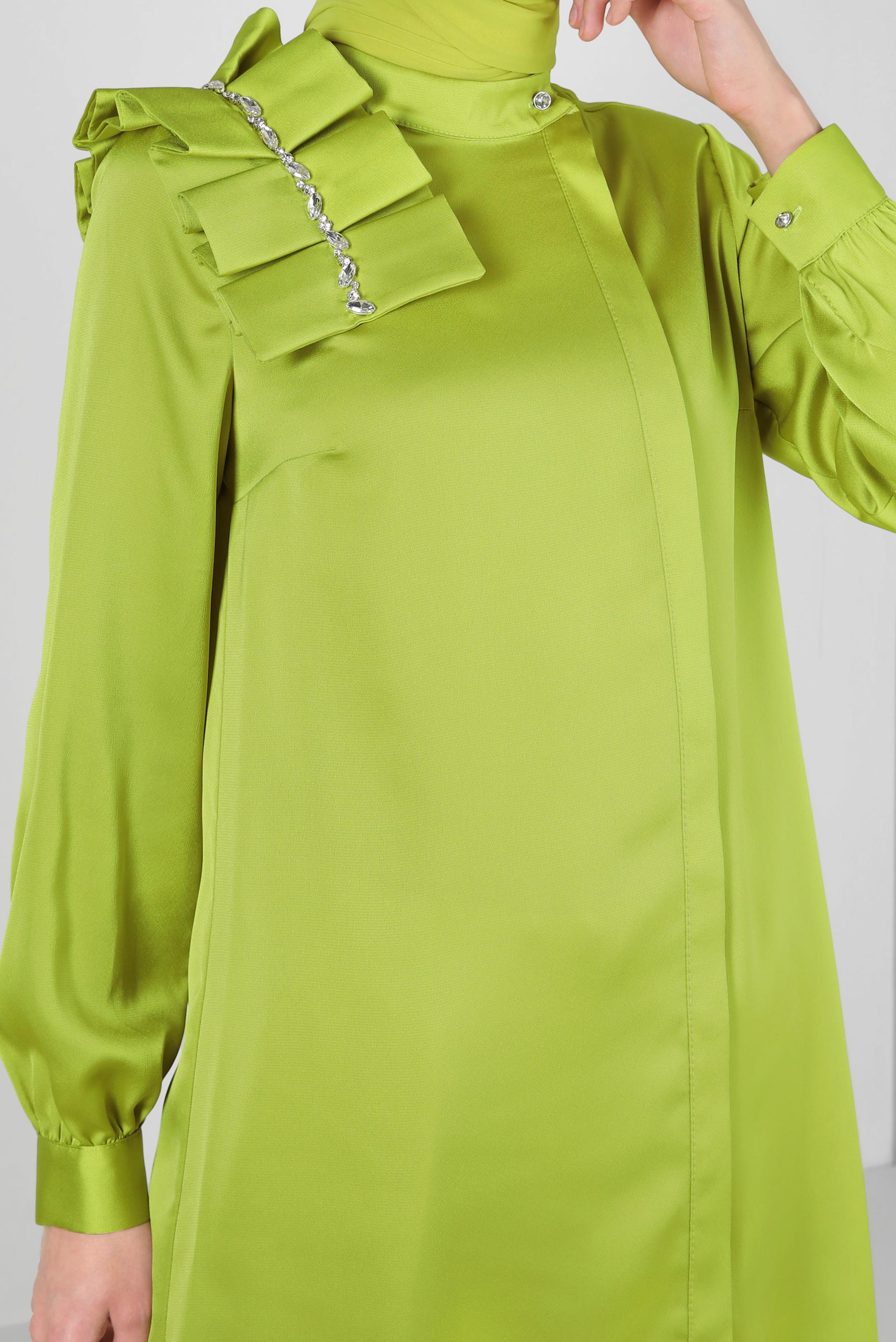 Tesettür giyim YEŞİL FIRFIR DETAYLI TAŞLI SATEN TUNİK 43838