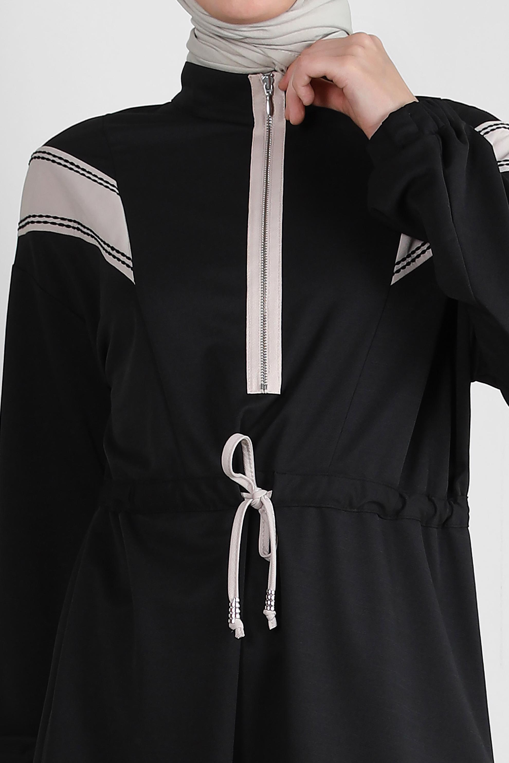 Tesettür giyim SİYAH ŞERİT DETAYLI BELİ BÜZGÜLÜ TUNİK 43840	