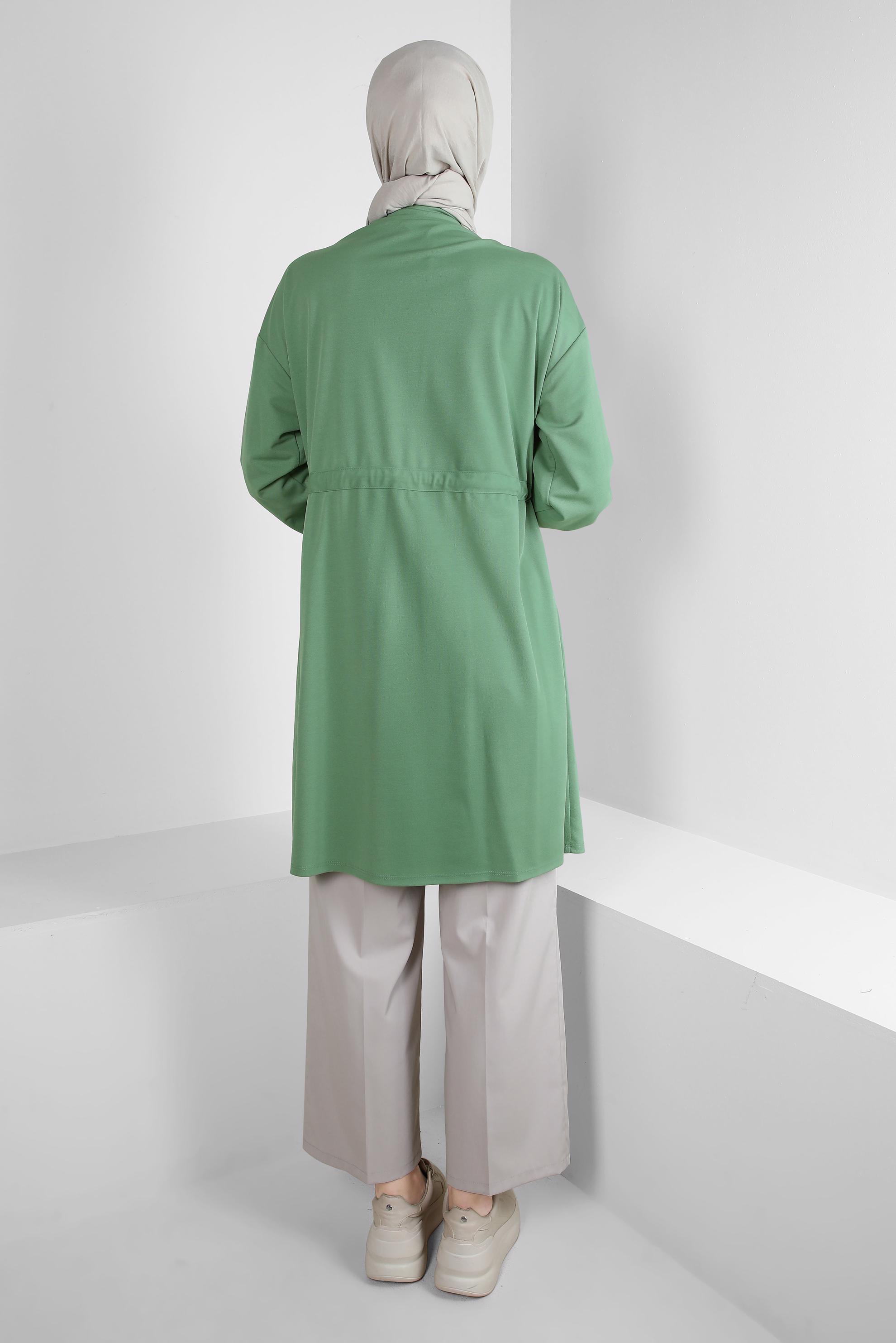 Tesettür giyim YEŞİL ŞERİT DETAYLI BELİ BÜZGÜLÜ TUNİK 43840	