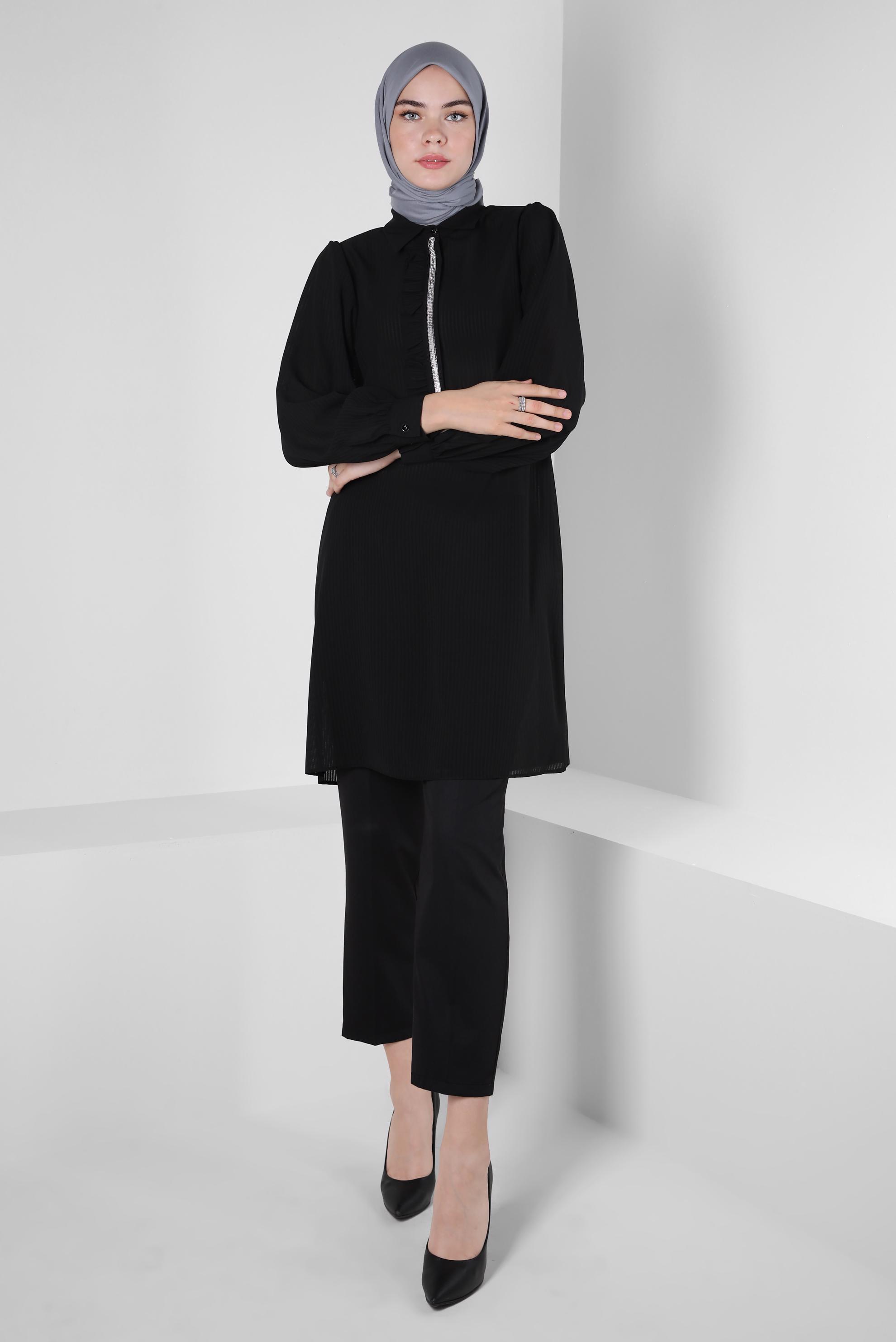 Tesettür giyim SİYAH TAŞ ŞERİTLİ FIRFIR DETAYLI TUNİK 43856