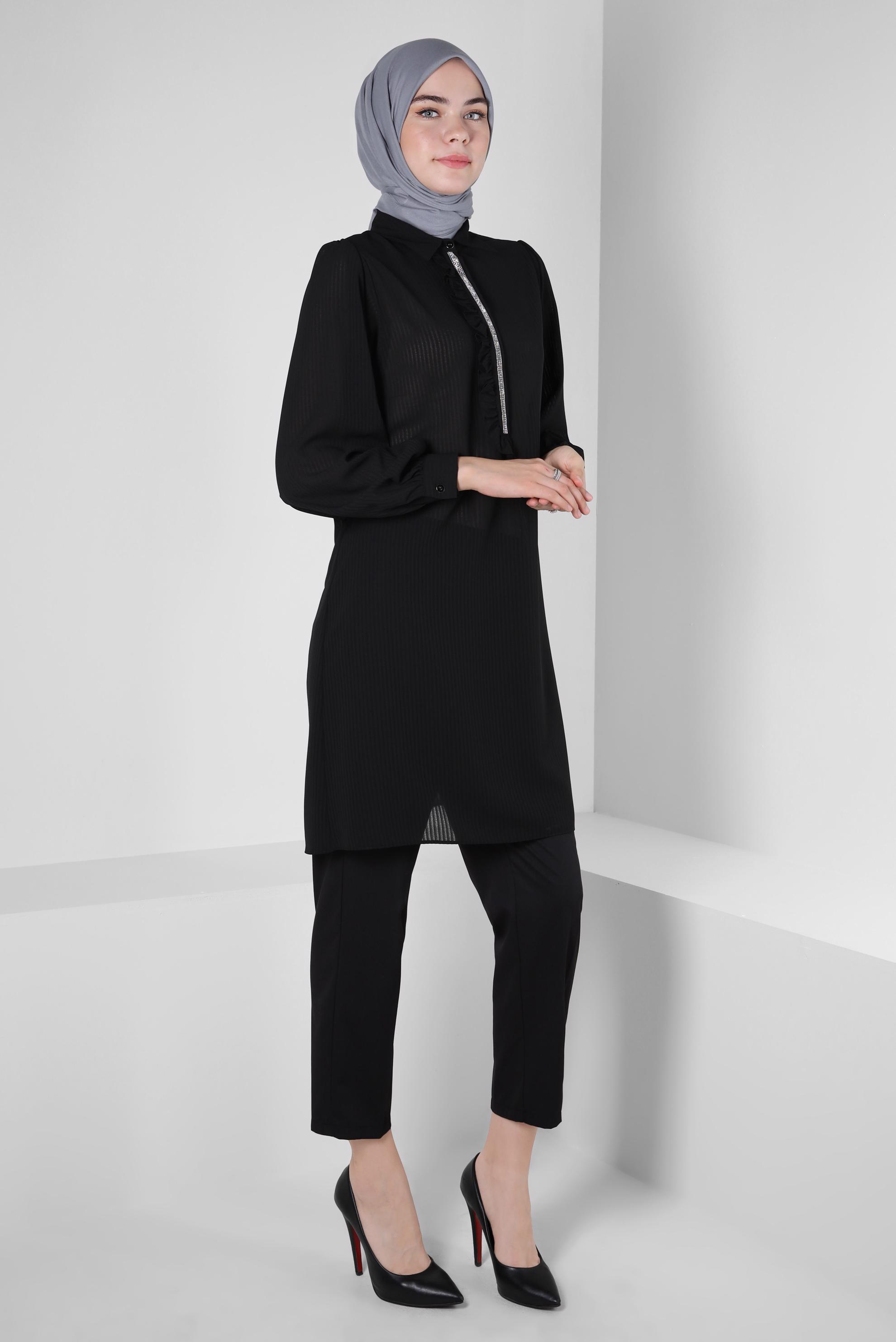 Tesettür giyim SİYAH TAŞ ŞERİTLİ FIRFIR DETAYLI TUNİK 43856