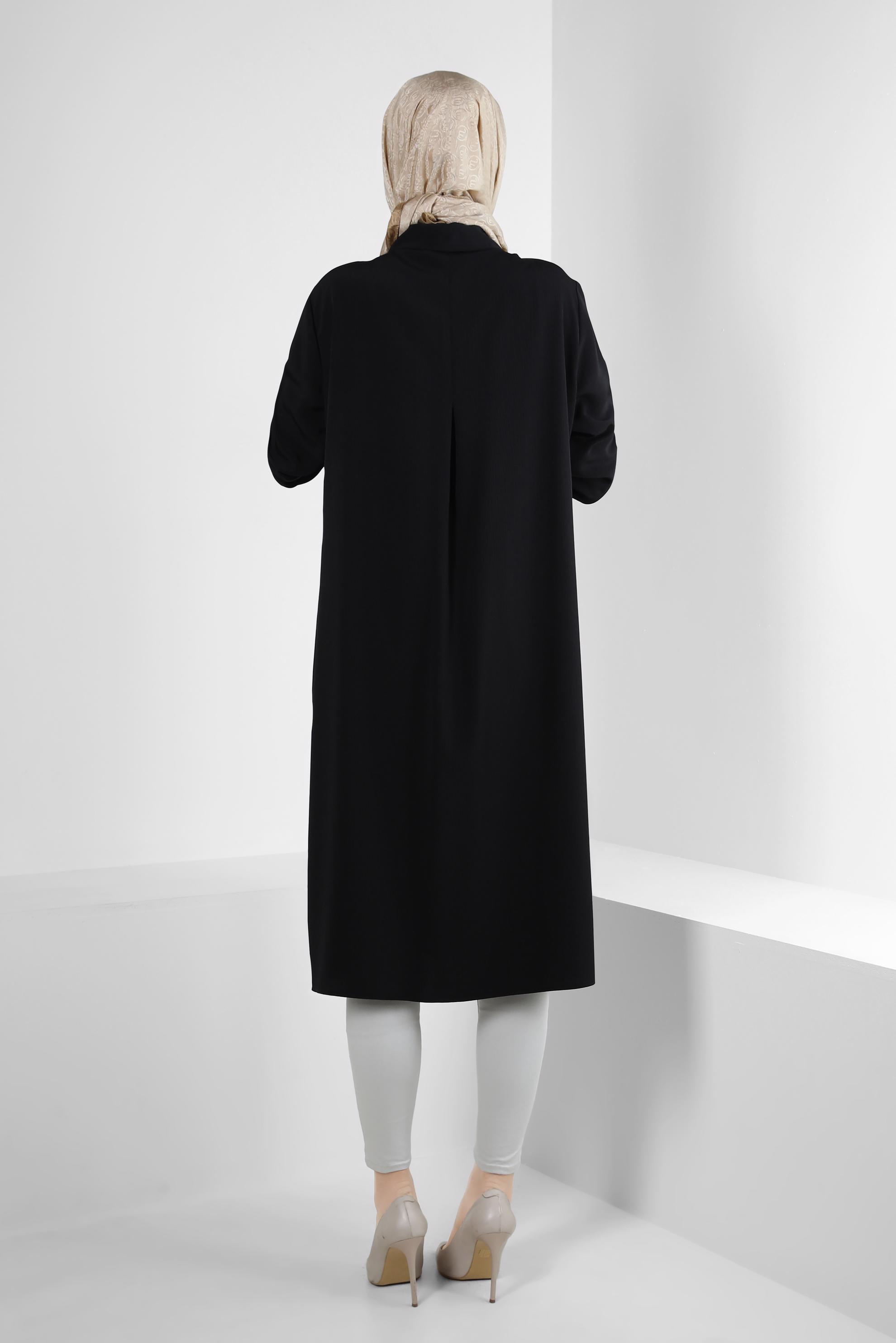 Tesettür giyim SİYAH DÜĞMELİ BAĞCIK DETAYLI TUNİK 43859