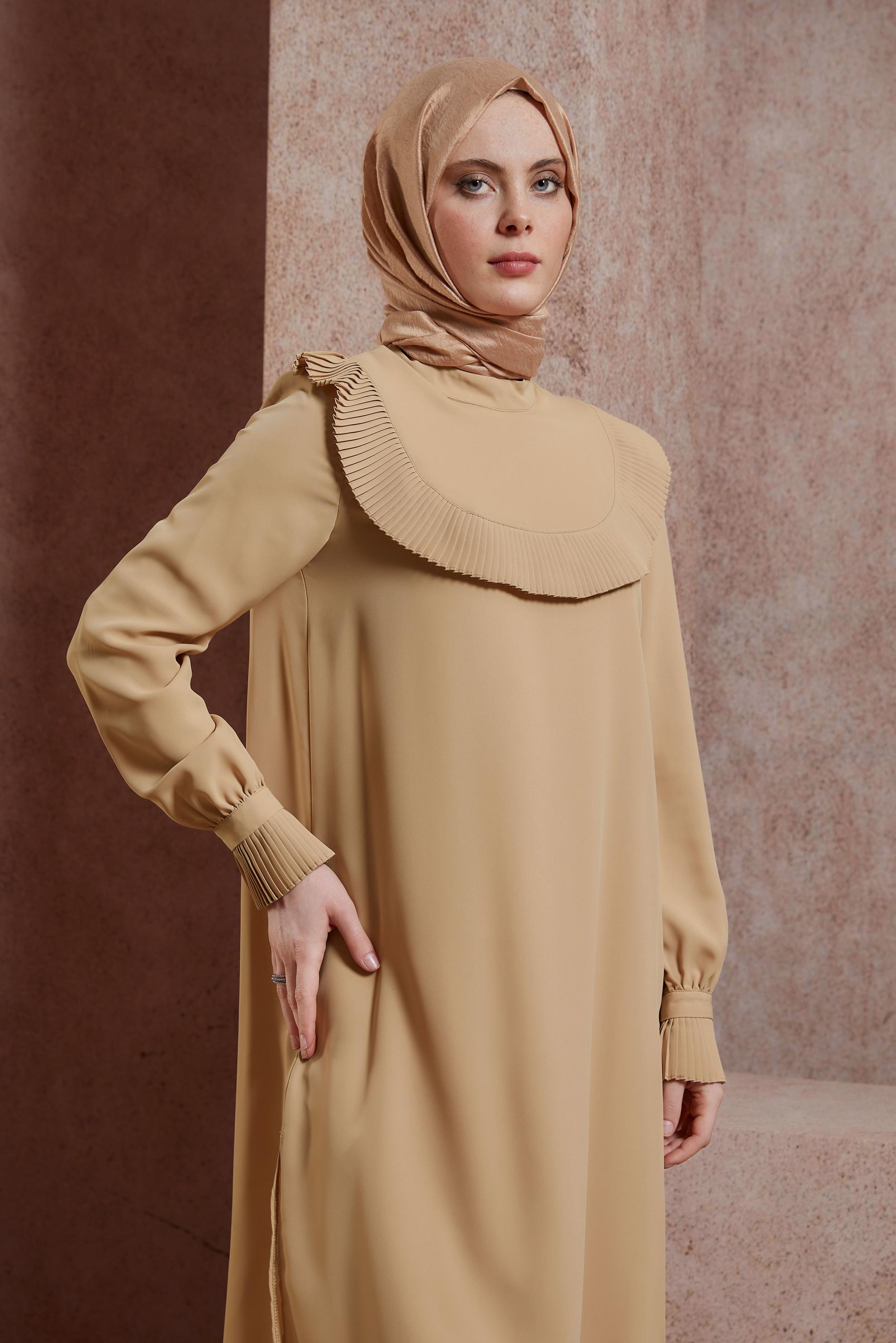 Tesettür giyim KAHVE PİLİSE DETAYLI TUNİK 43889