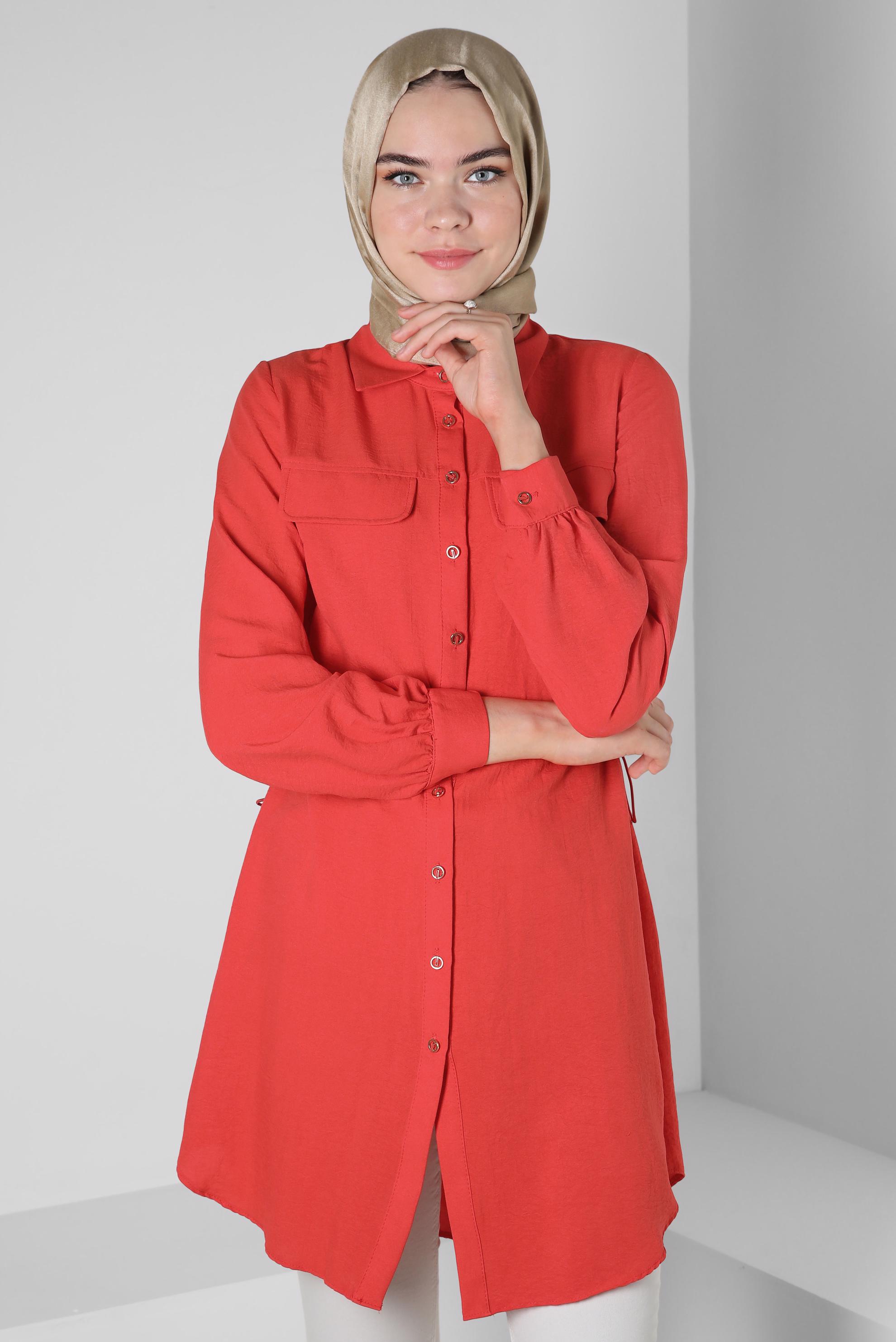 Tesettür giyim KIRMIZI BELİ BÜZGÜLÜ DÜĞMELİ TUNİK 43890