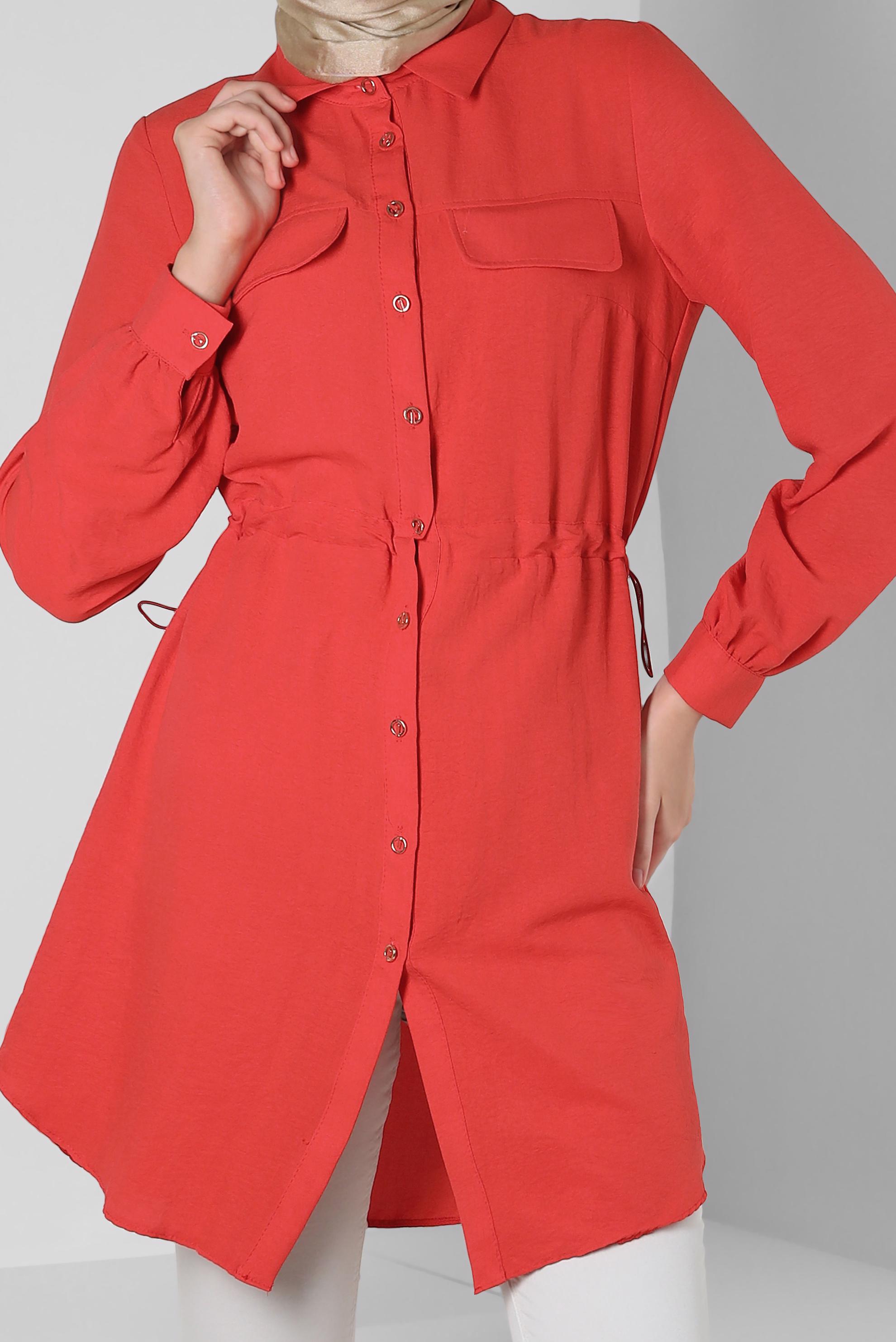 Tesettür giyim KIRMIZI BELİ BÜZGÜLÜ DÜĞMELİ TUNİK 43890