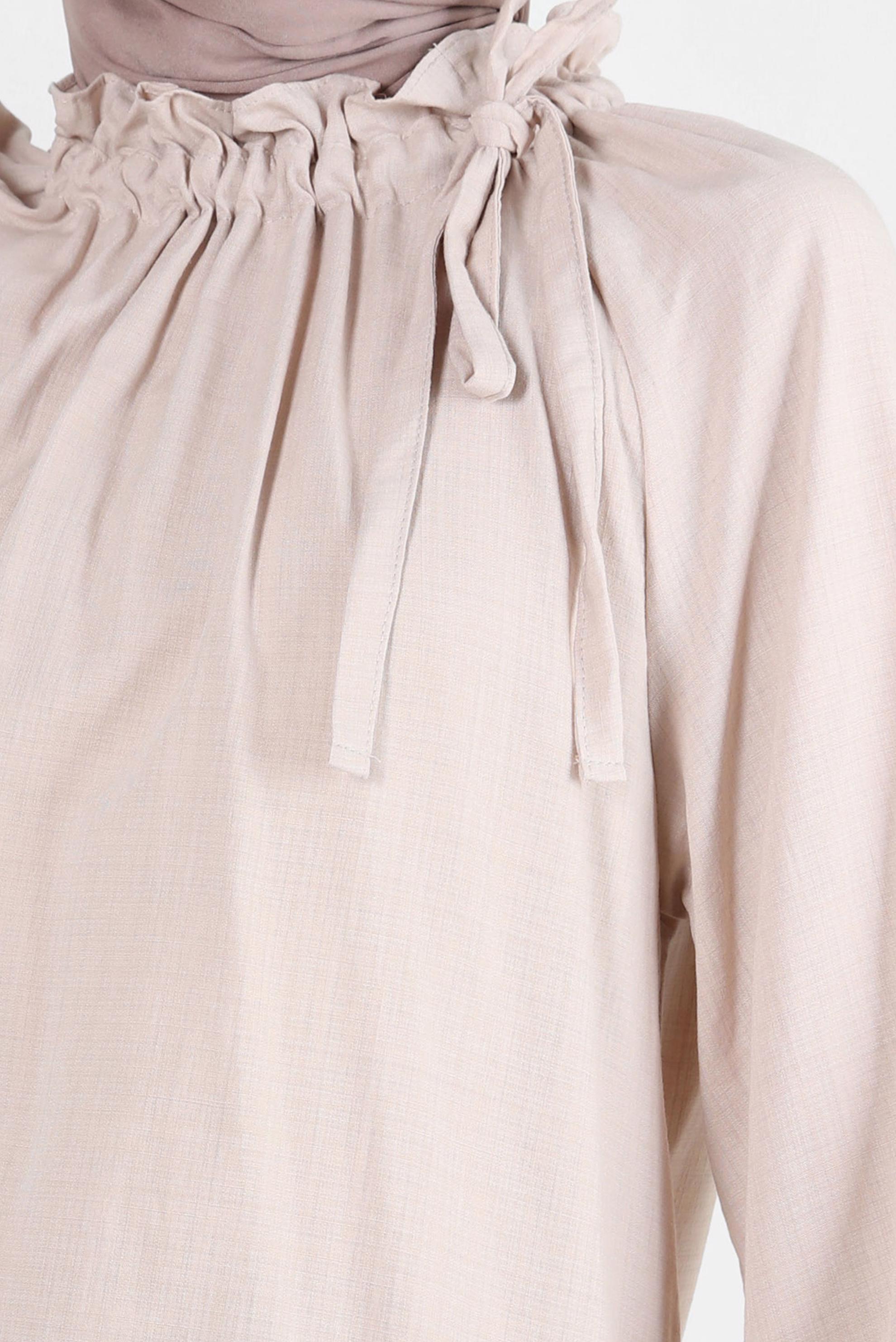 Tesettür giyim BEJ BÜZGÜLÜ BAĞLAMA DETAYLI TUNİK 43891