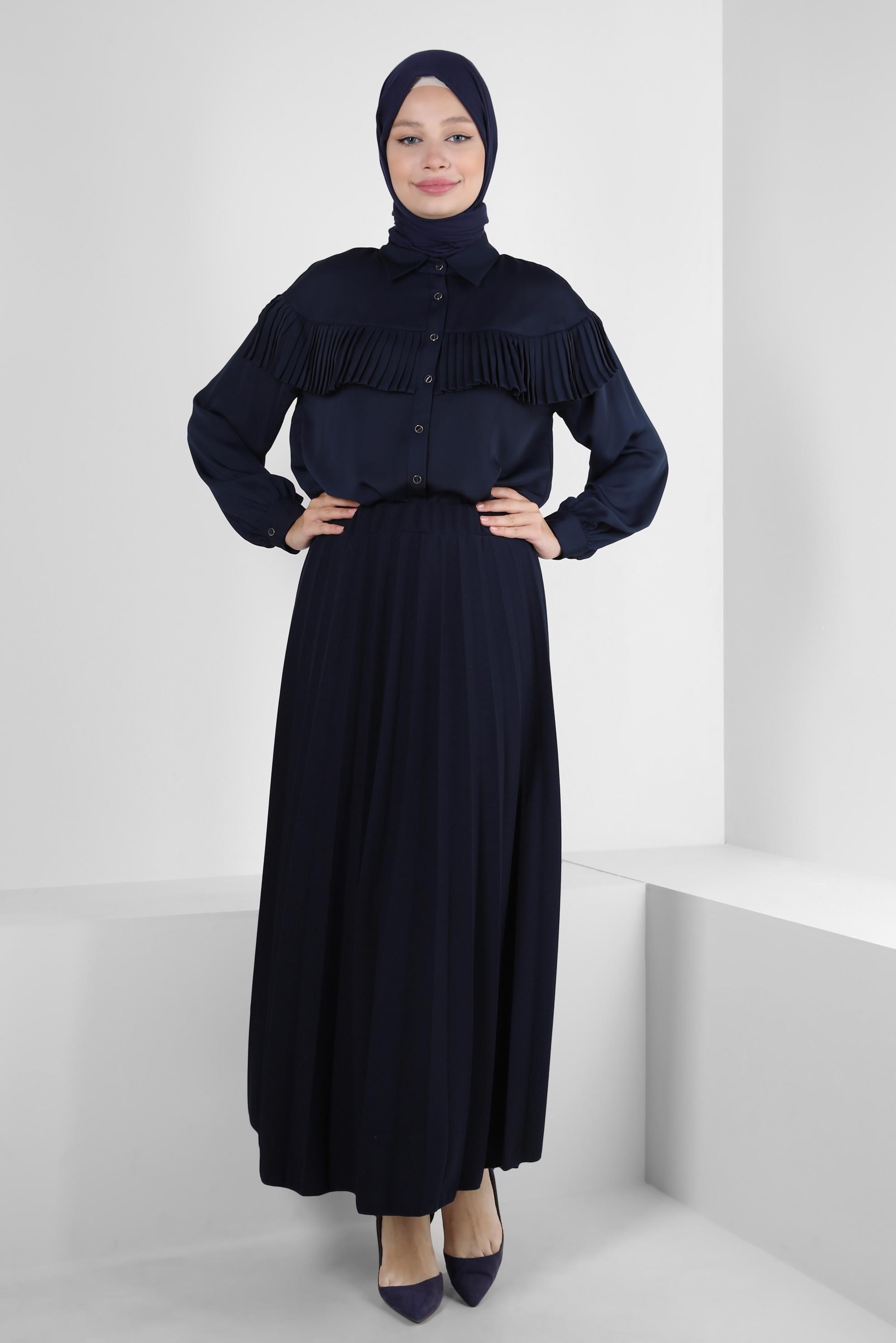 Tesettür giyim LACİVERT MANŞETLERİ DÜĞMELİ FIRFIR DETAYLI TUNİK 43895