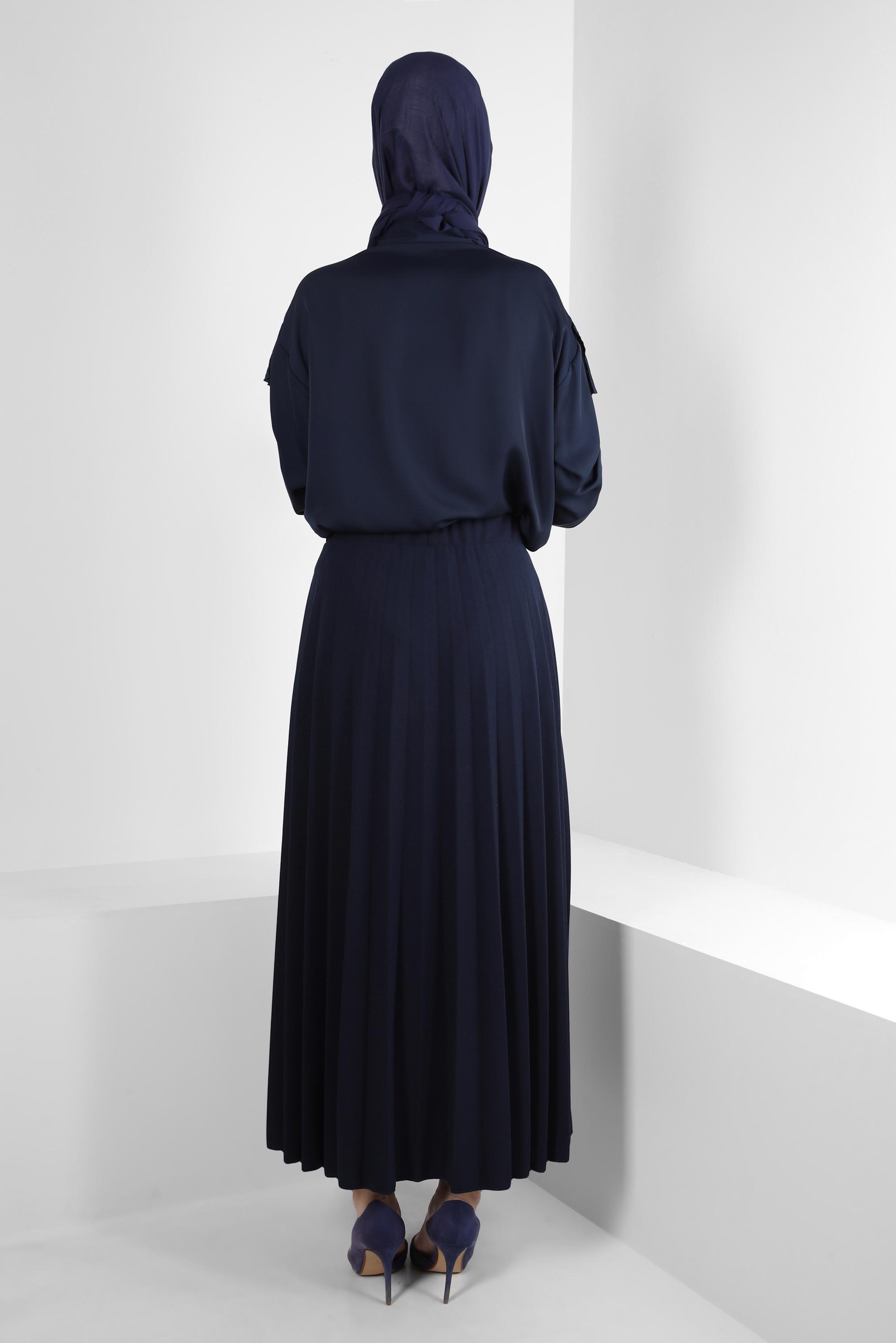 Tesettür giyim LACİVERT MANŞETLERİ DÜĞMELİ FIRFIR DETAYLI TUNİK 43895