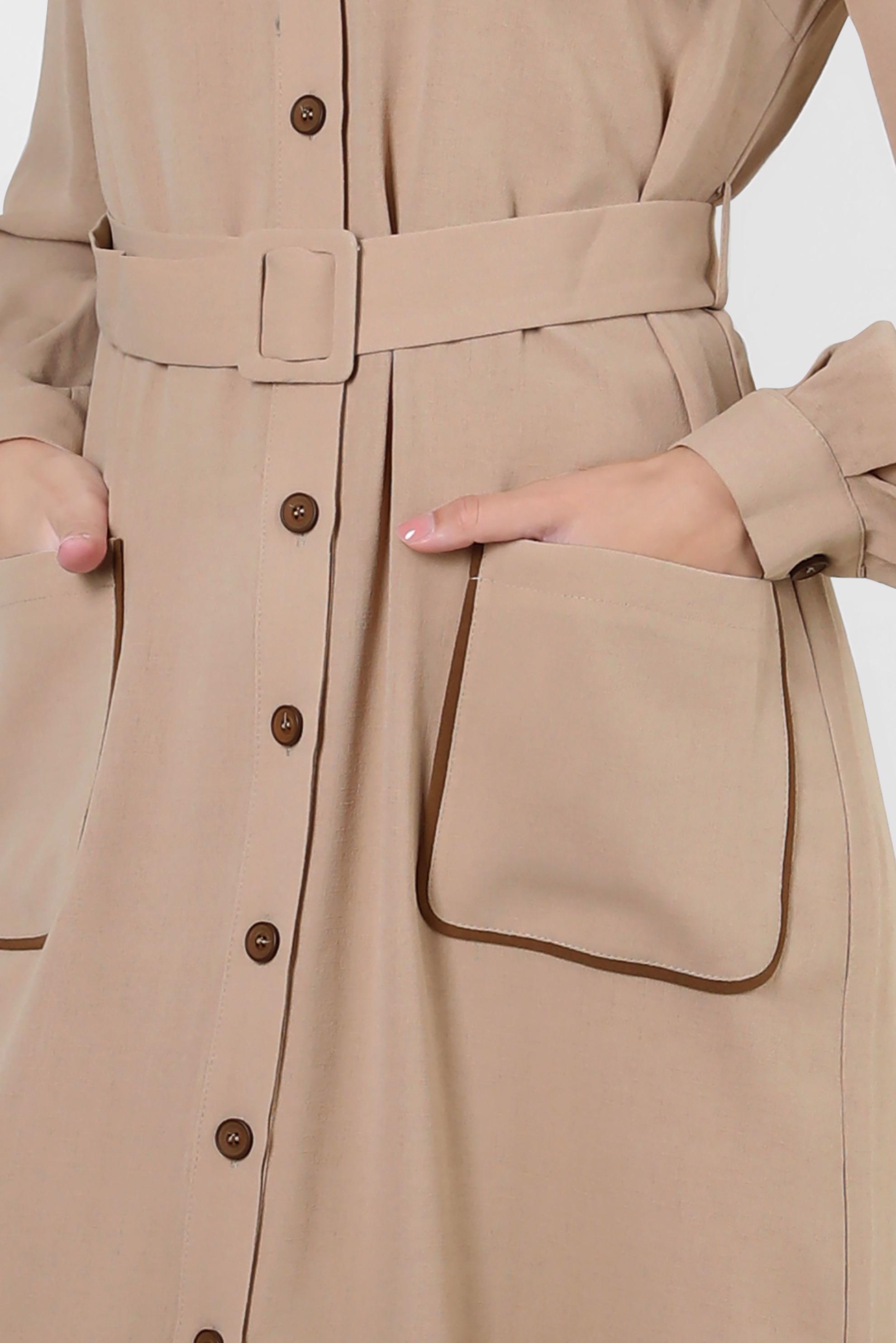 Tesettür giyim BEJ YAKA DETAYLI KEMERLİ CEPLİ TUNİK 43907