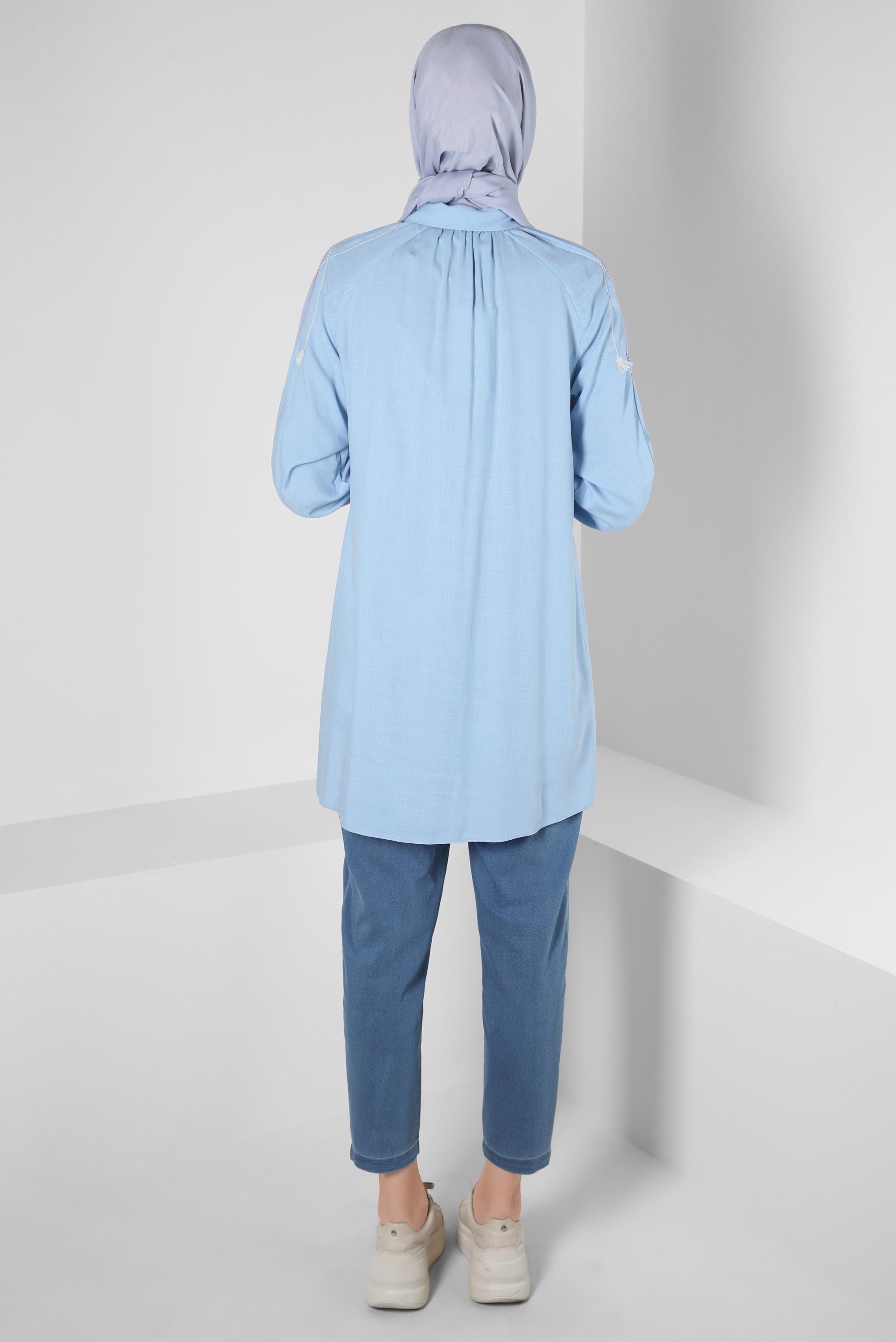 Tesettür giyim MAVİ PÜSKÜL DETAYLI DÜĞMELİ TUNİK 43913