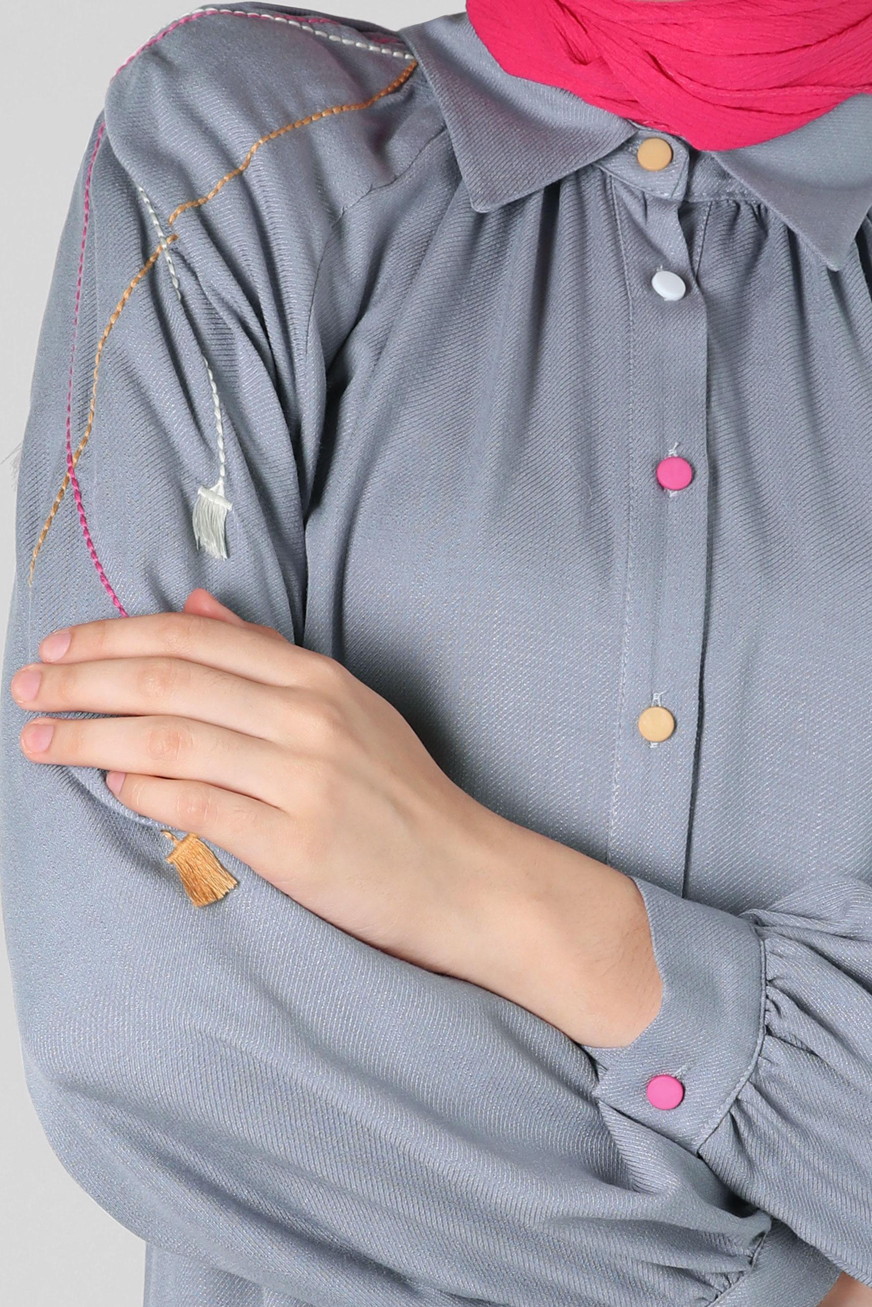 Tesettür giyim GRİ PÜSKÜL DETAYLI DÜĞMELİ TUNİK 43913