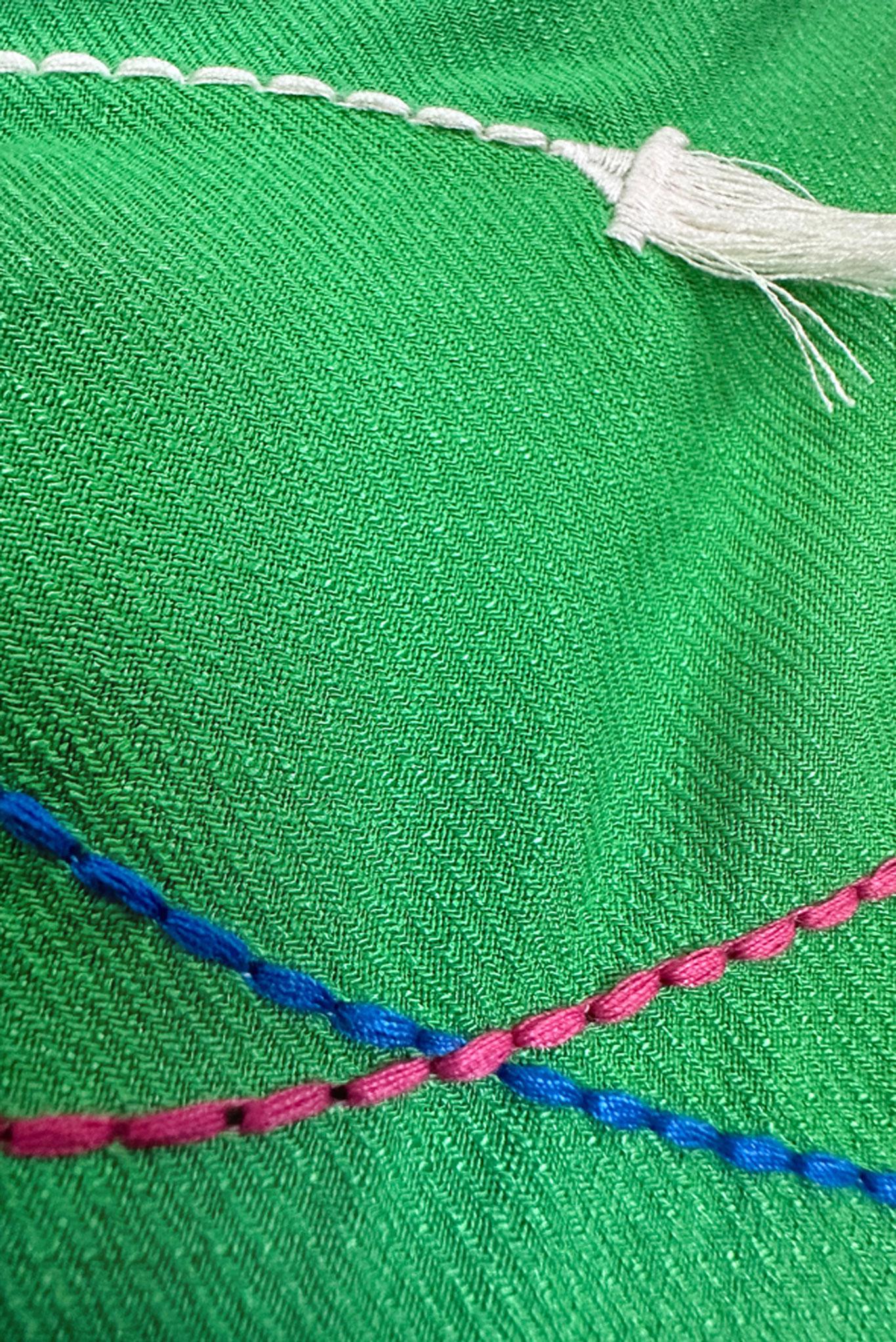 Tesettür giyim YEŞİL PÜSKÜL DETAYLI DÜĞMELİ TUNİK 43913