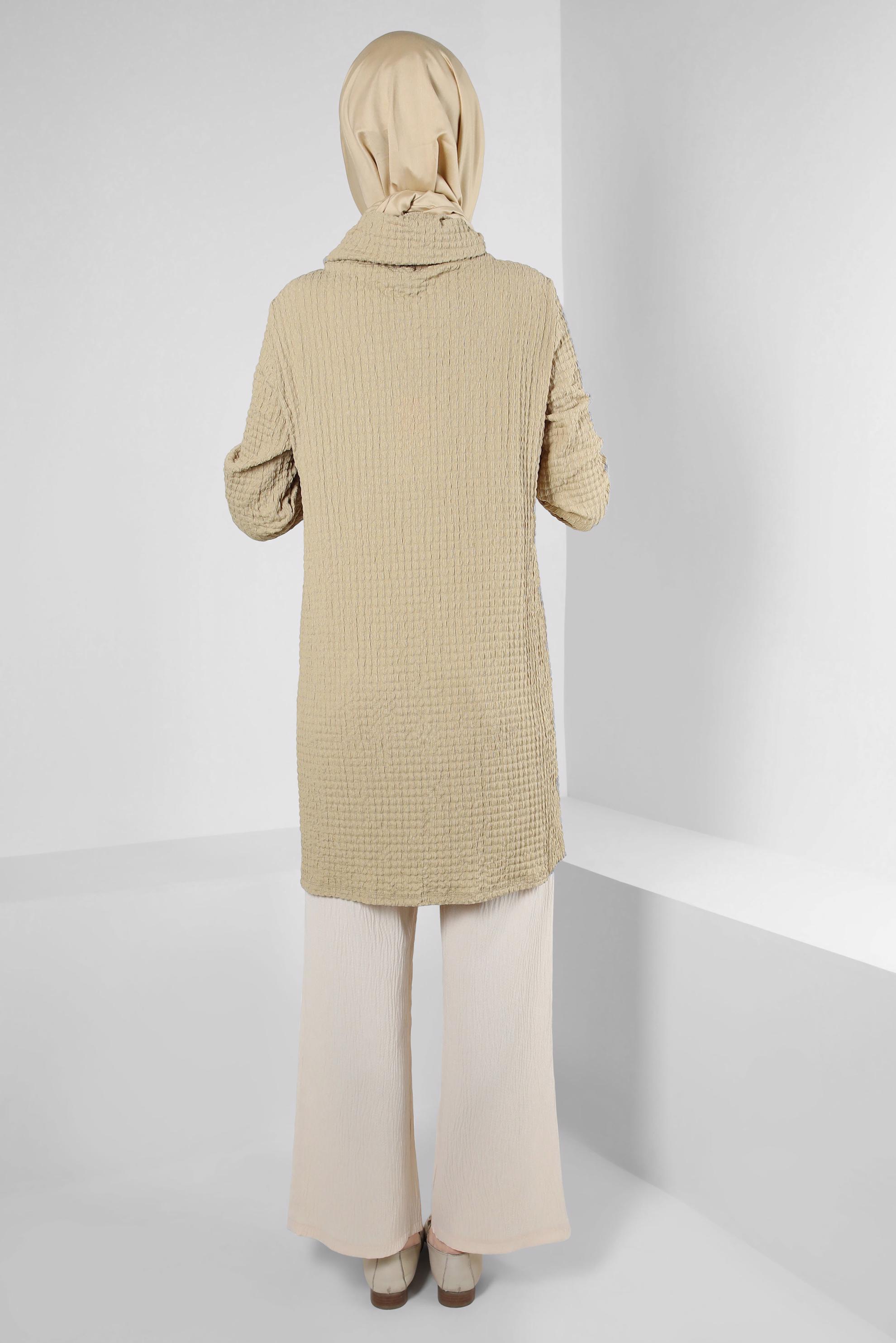 Tesettür giyim KAHVE YAKASI BAĞLAMA DETAYLI MANŞETLERİ LASTİKLİ TUNİK 43931