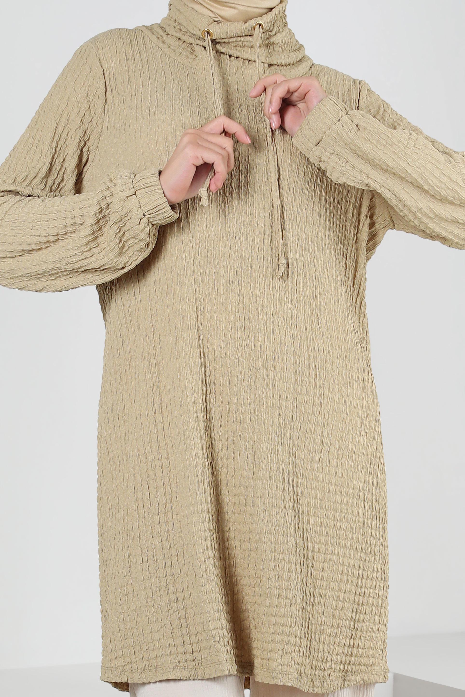 Tesettür giyim KAHVE YAKASI BAĞLAMA DETAYLI MANŞETLERİ LASTİKLİ TUNİK 43931