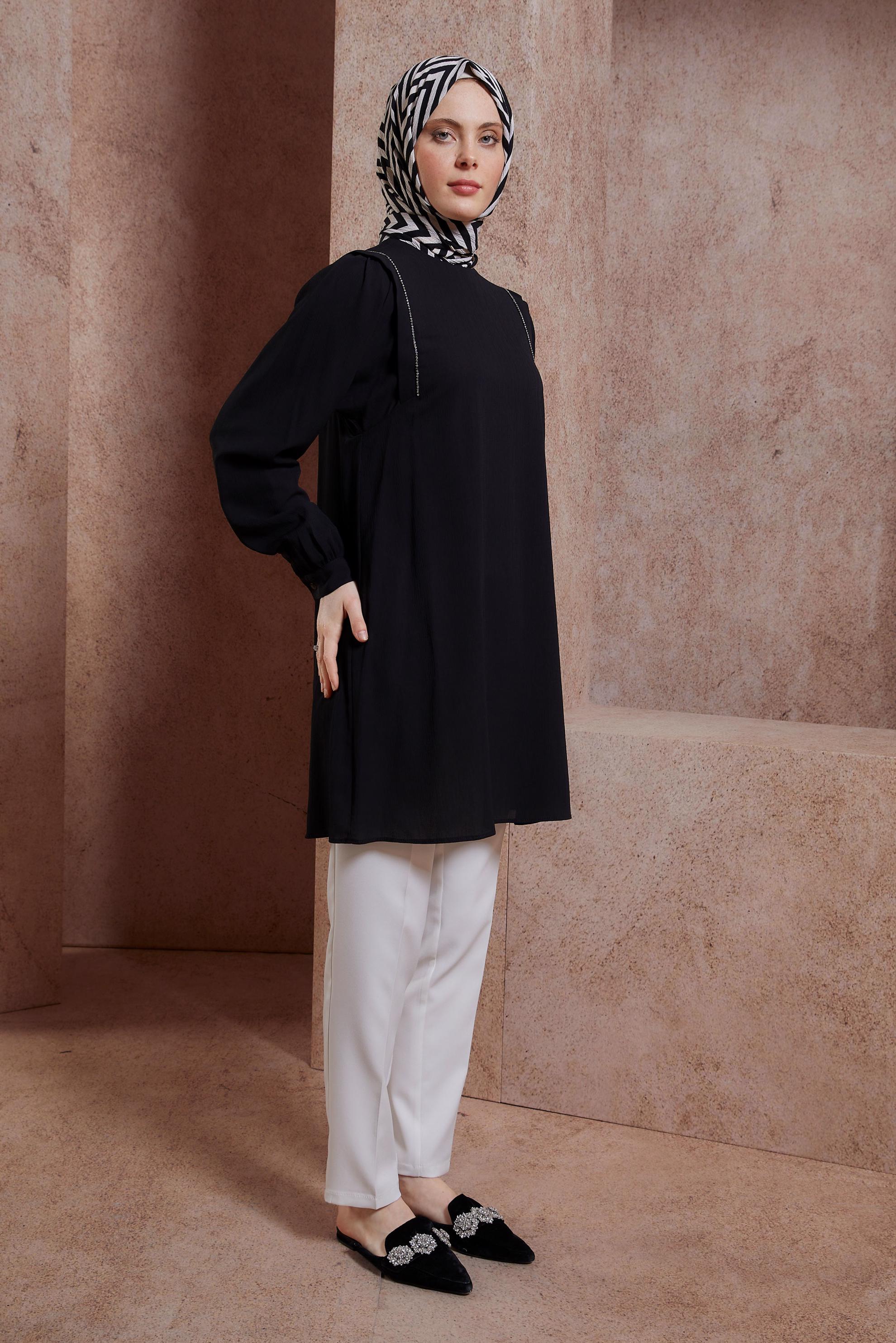 Tesettür giyim SİYAH TAŞ DETAYLI TUNİK 43933