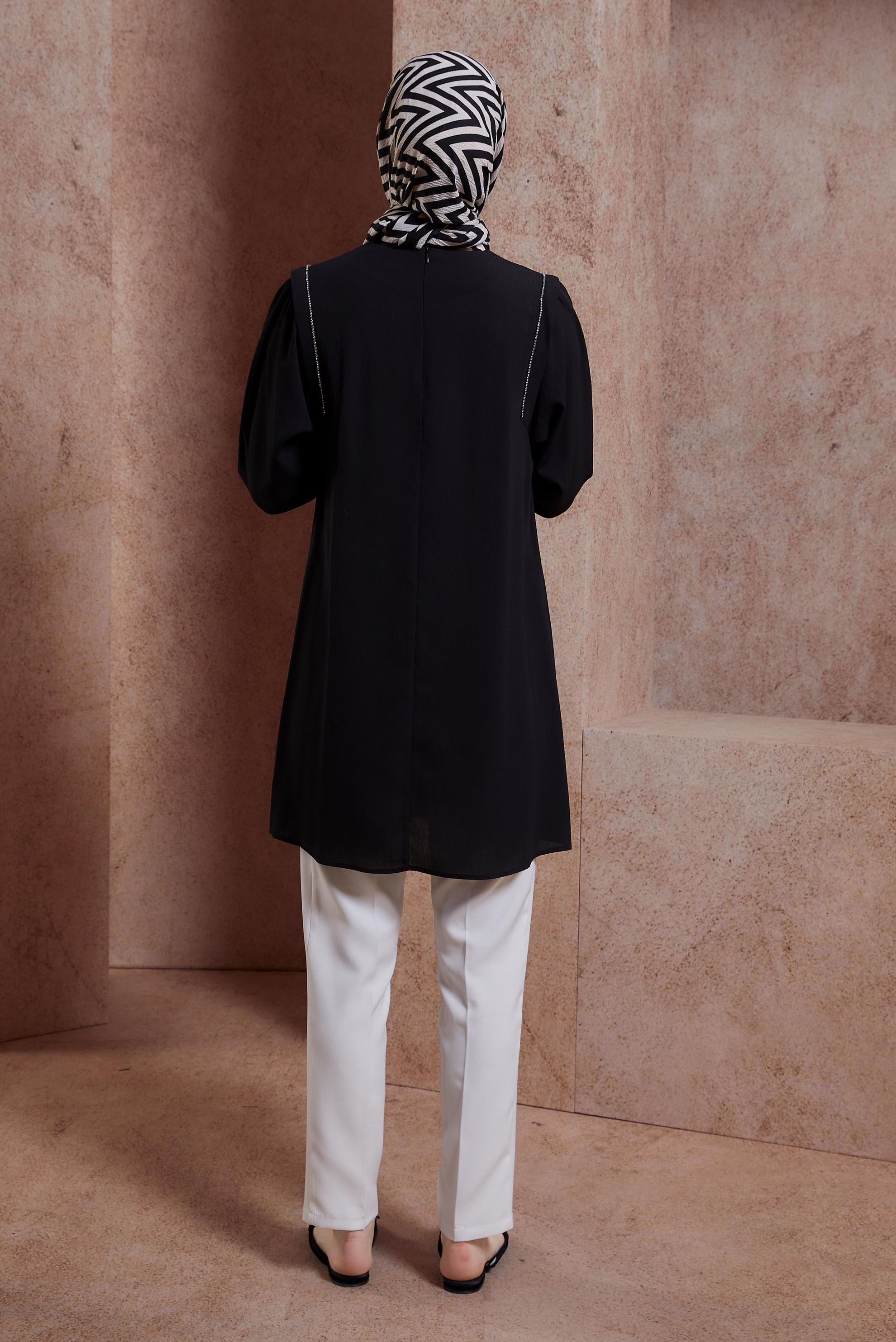 Tesettür giyim SİYAH TAŞ DETAYLI TUNİK 43933