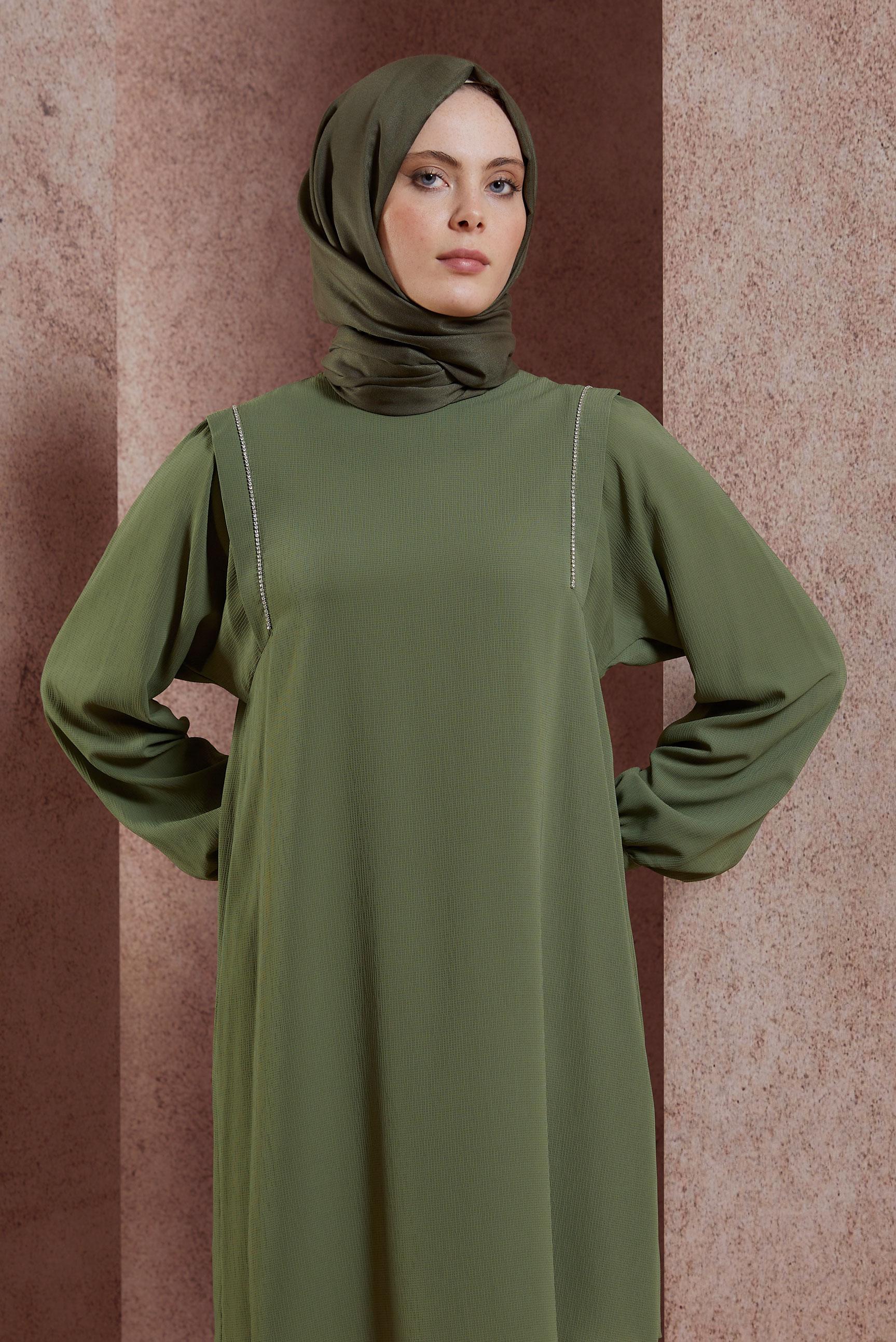 Tesettür giyim HAKİ TAŞ DETAYLI TUNİK 43933