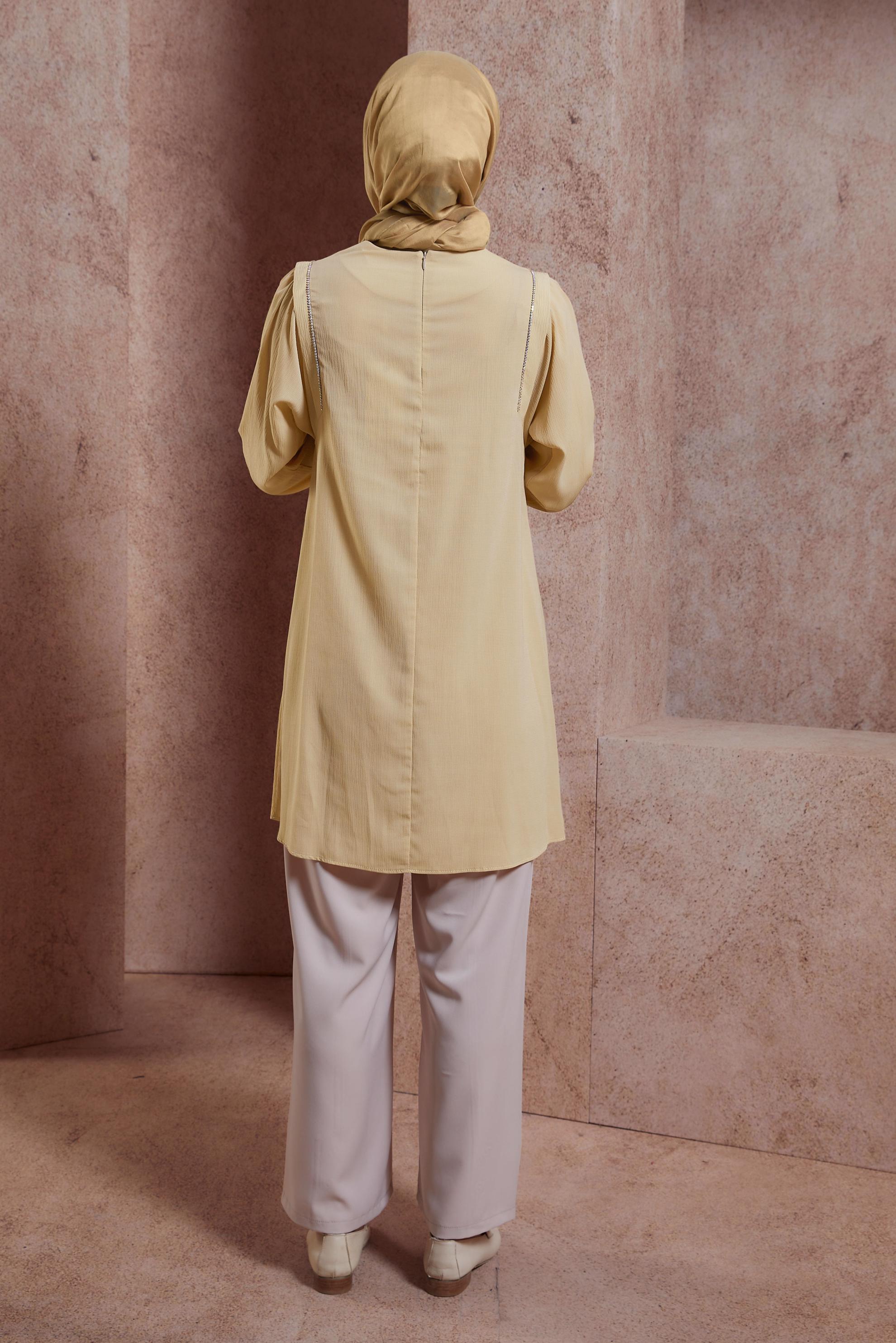 Tesettür giyim BEJ TAŞ DETAYLI TUNİK 43933