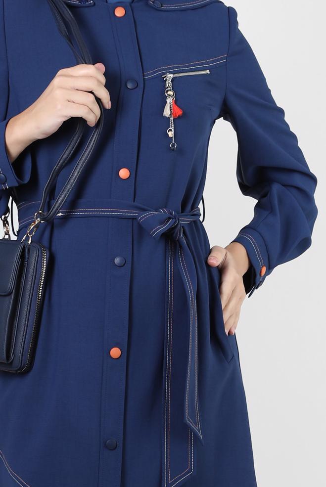 Tesettür giyim LACİVERT ÇIKARILABİLİR KAPÜŞONLU KUŞAKLI TRENÇKOT 10708 - ALVİNA