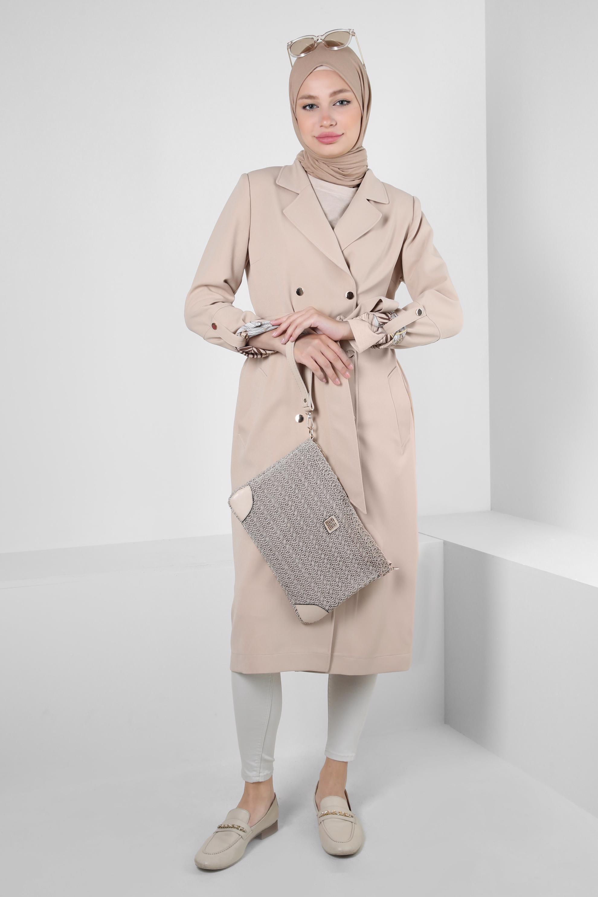 Tesettür giyim BEJ KRUVAZE YAKA KUŞAKLI TRENÇKOT 10713