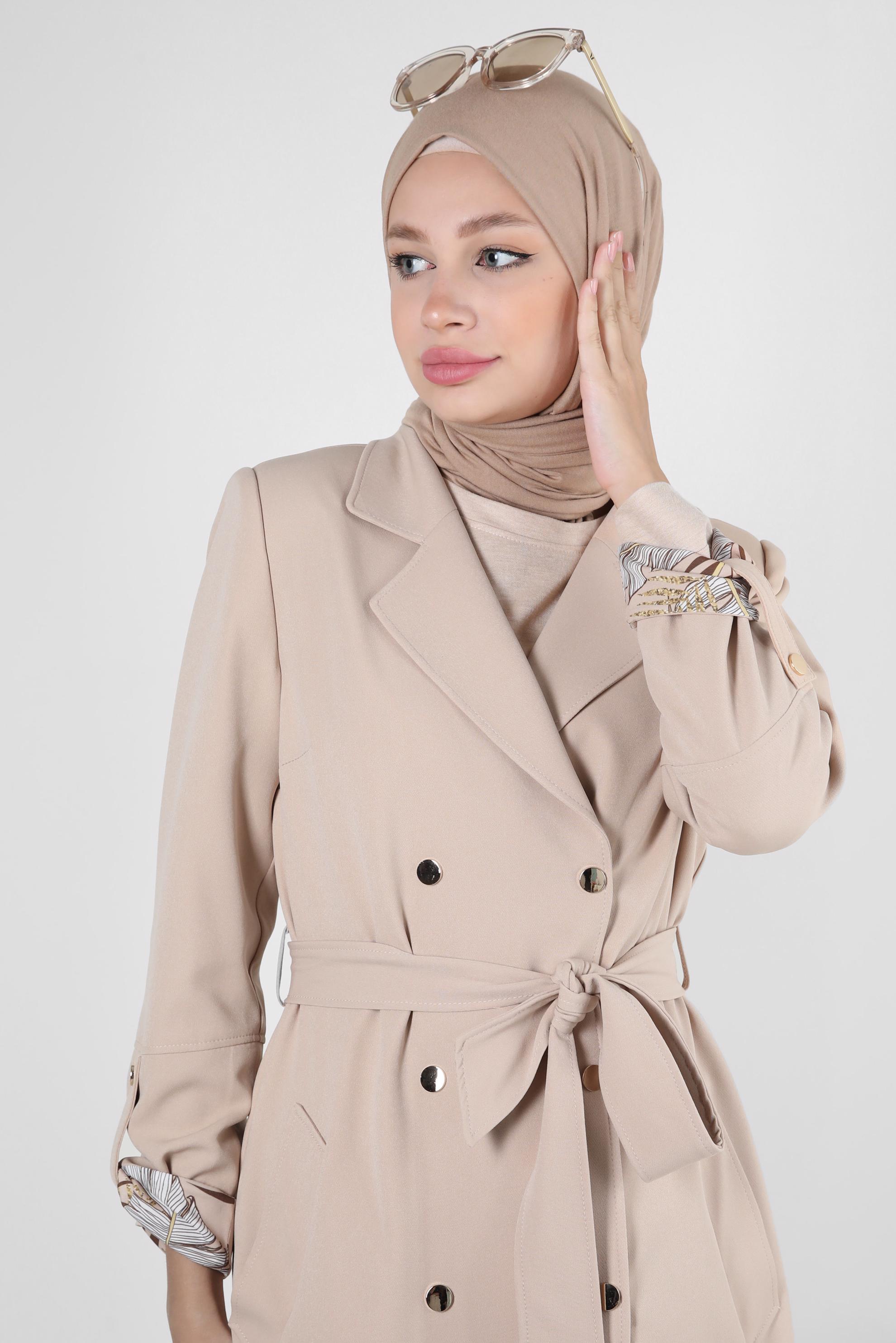 Tesettür giyim BEJ KRUVAZE YAKA KUŞAKLI TRENÇKOT 10713