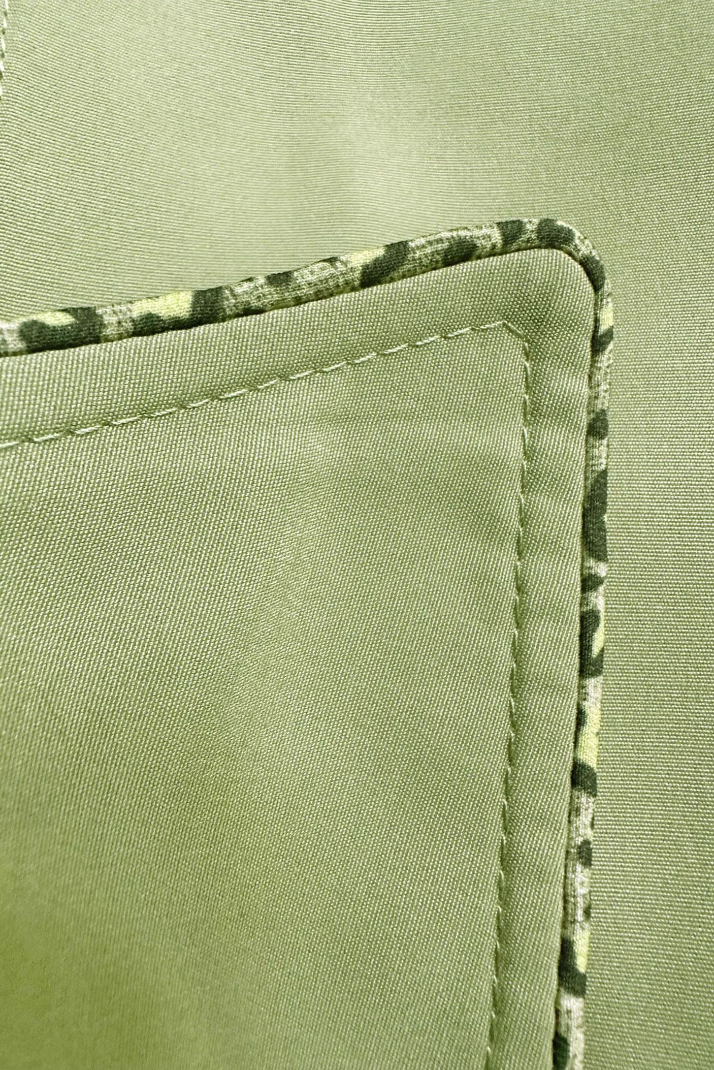 Tesettür giyim YEŞİL KRUVAZE YAKA KEMERLİ TRENÇKOT 10716