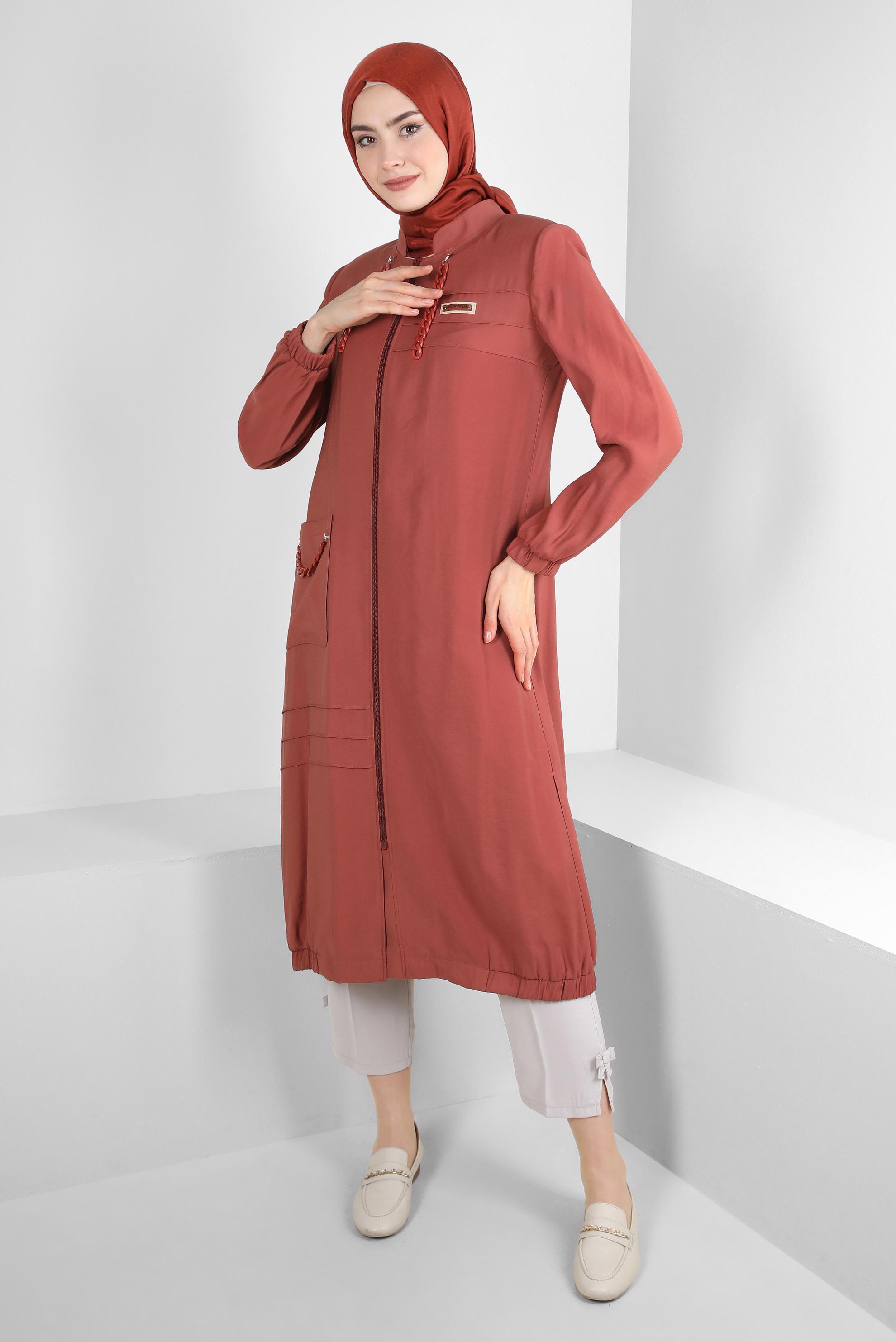 Tesettür giyim KAHVE ZİNCİR DETAYLI FERMUARLI TRENÇKOT 10717 