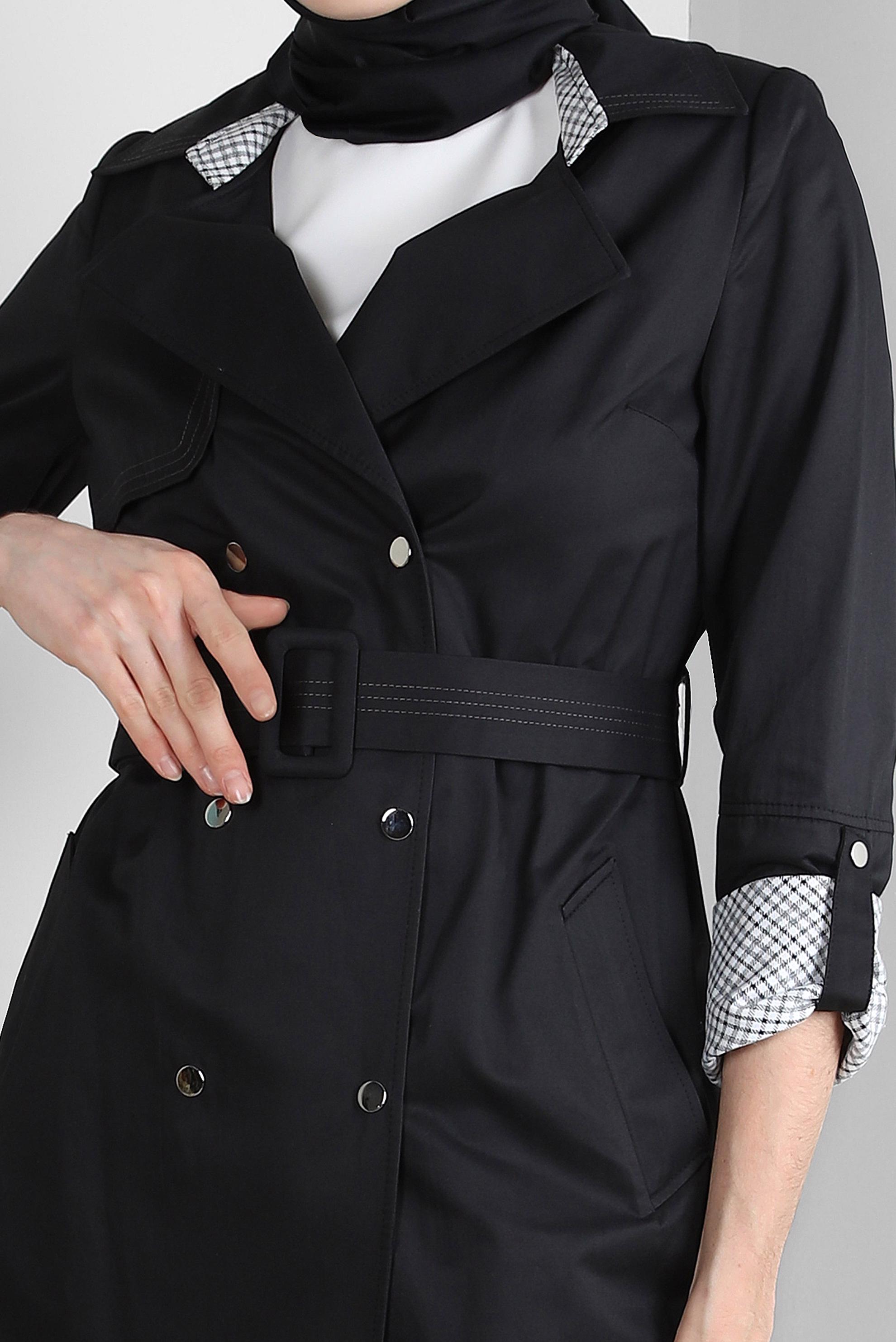 Tesettür giyim SİYAH EKOSE DETAYLI KEMERLİ ÇITÇITLI TRENÇKOT 10743