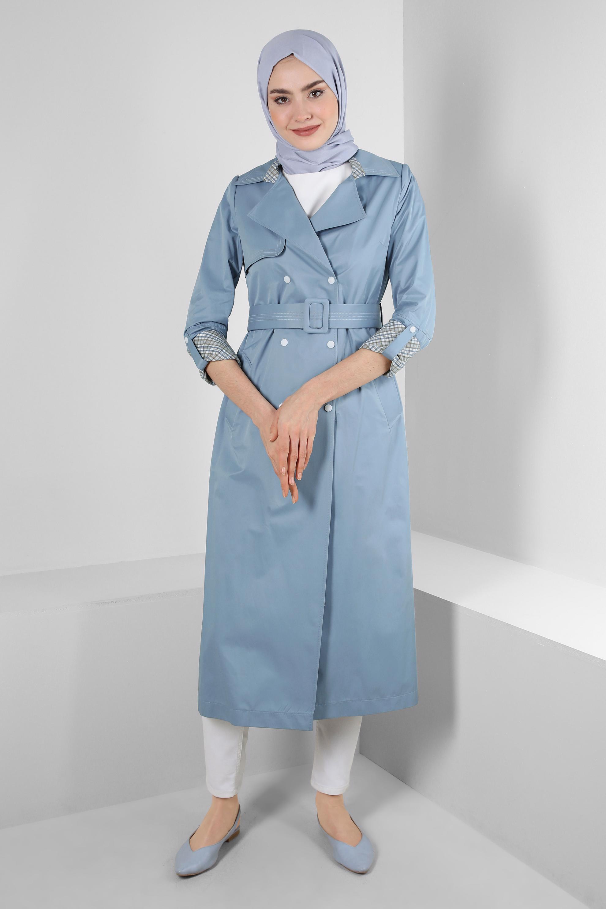 Tesettür giyim MAVİ EKOSE DETAYLI KEMERLİ ÇITÇITLI TRENÇKOT 10743