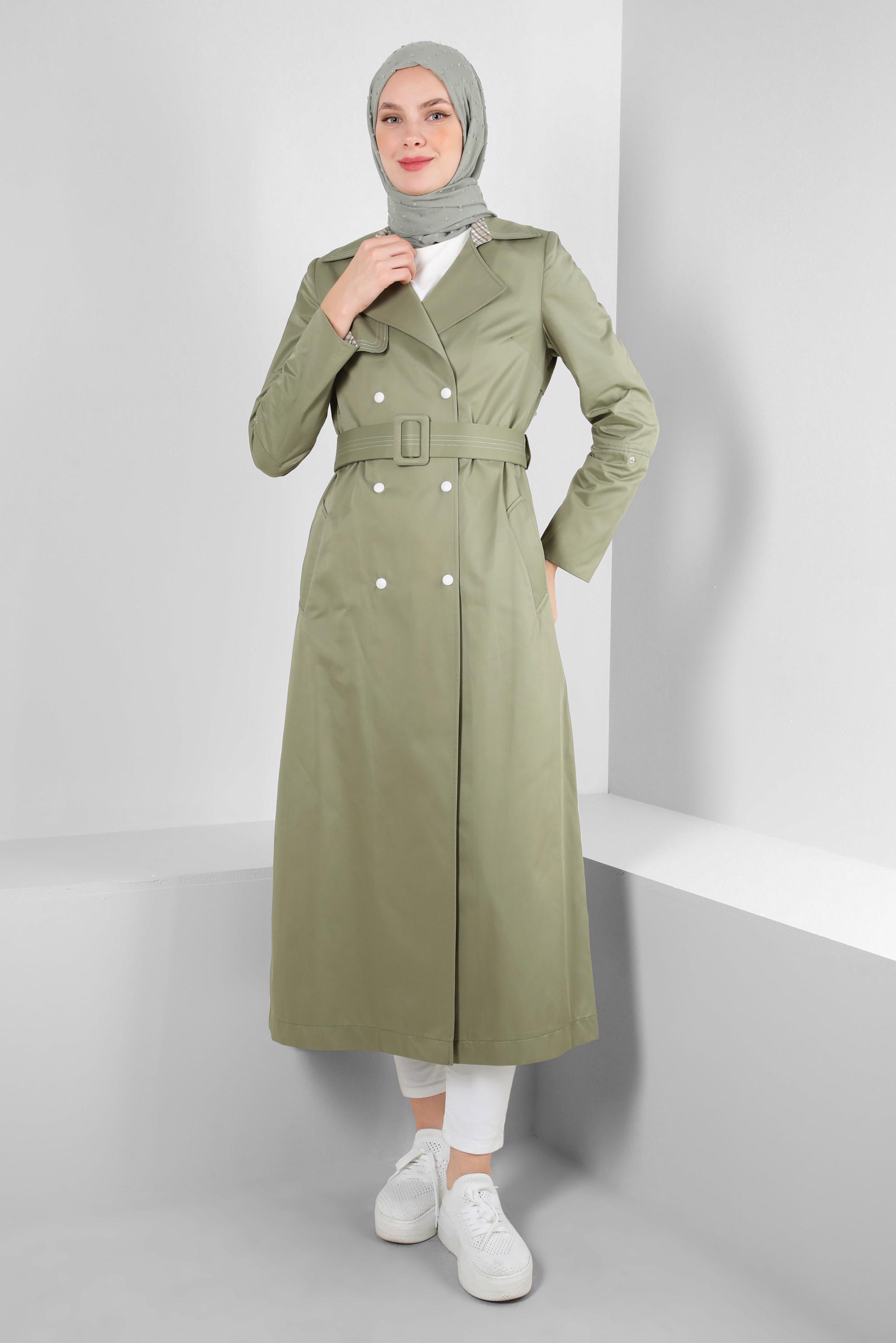Tesettür giyim YEŞİL EKOSE DETAYLI KEMERLİ ÇITÇITLI TRENÇKOT 10743