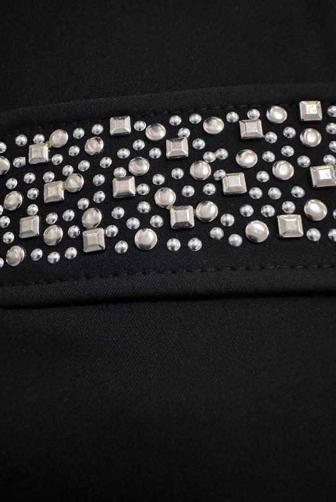 Tesettür giyim SİYAH ZIMBA DETAYLI ÇIKARILABİLİR KAPÜŞONLU TRENÇKOT 10745 - ALVİNA