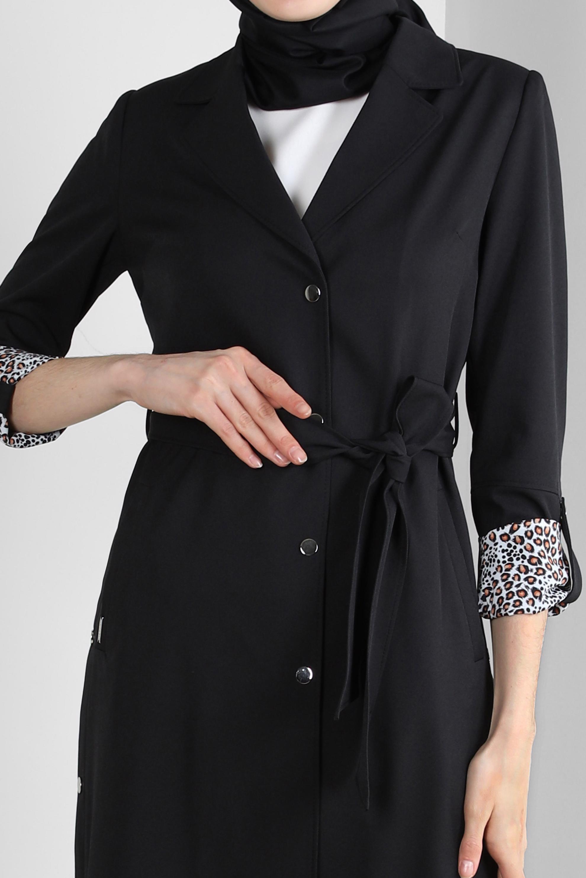 Tesettür giyim SİYAH LEOPAR MANŞET DETAYLI KUŞAKLI TRENÇKOT 10752