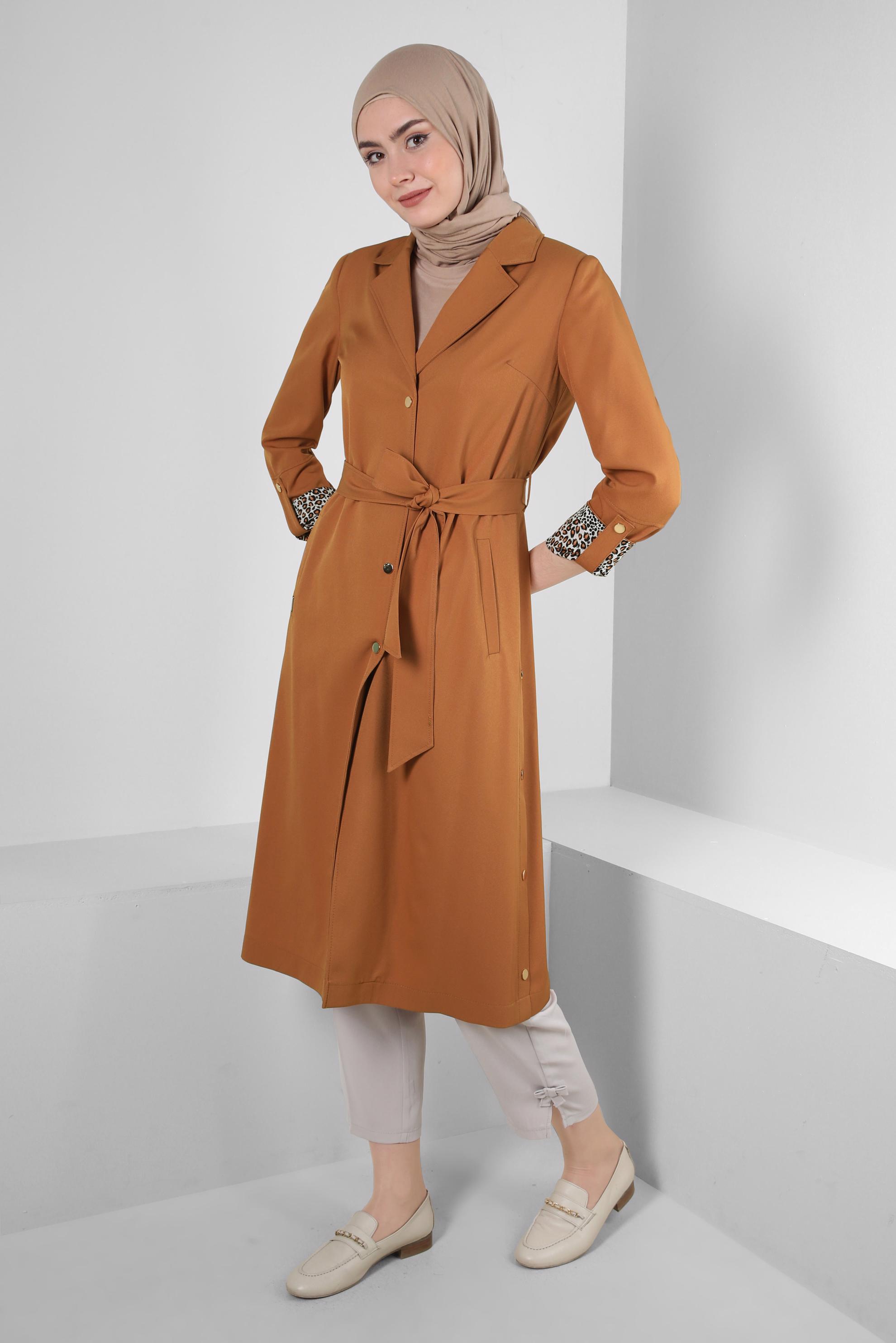 Tesettür giyim SARI LEOPAR MANŞET DETAYLI KUŞAKLI TRENÇKOT 10752