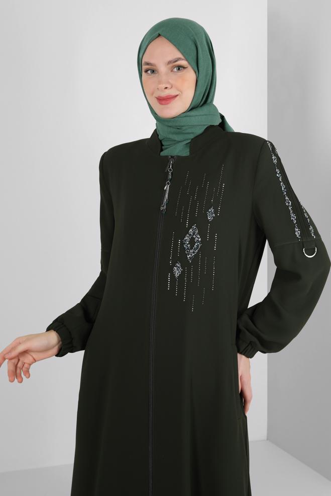 Tesettür giyim HAKİ TAŞ İŞLEMELİ CEPLİ FERMUARLI TRENÇKOT 10756 - ALVİNA