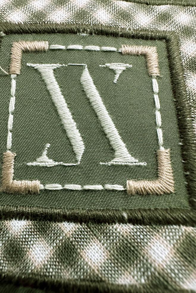 Tesettür giyim HAKİ KAPÜŞONLU EKOSE DETAYLI TRENÇKOT 10757 - ALVİNA