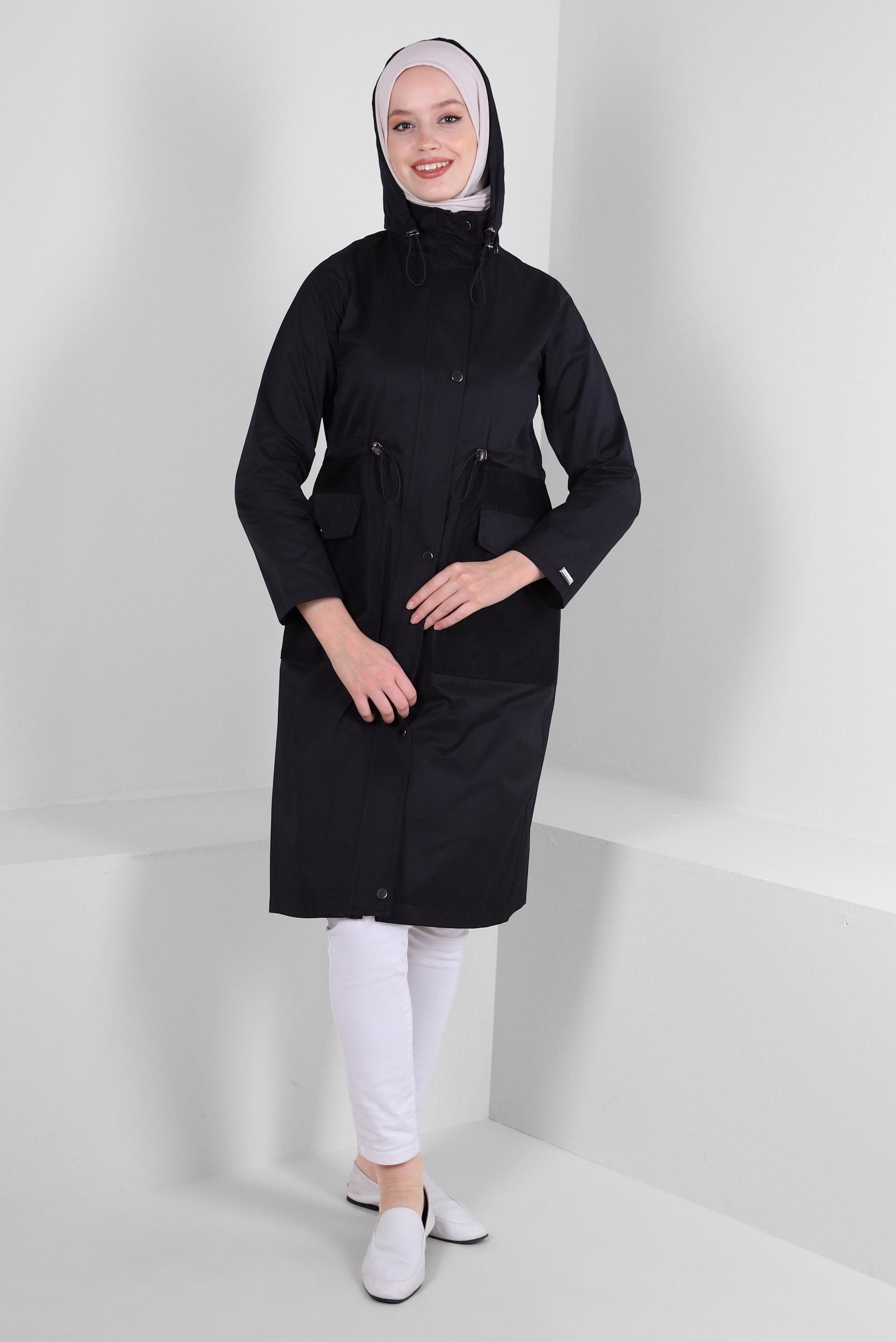 Tesettür giyim SİYAH KAPÜŞONLU BELİ LASTİK İP DETAYLI TRENÇKOT 10762