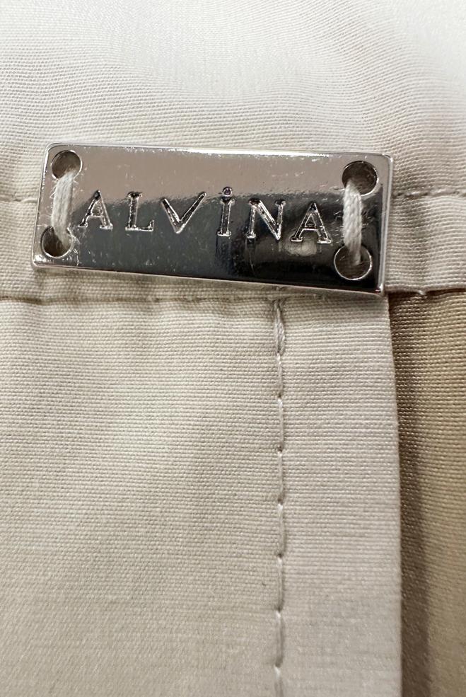 Tesettür giyim BEJ İKİ RENKLİ BELİ BÜZGÜLÜ TRENÇKOT 10764 - ALVİNA