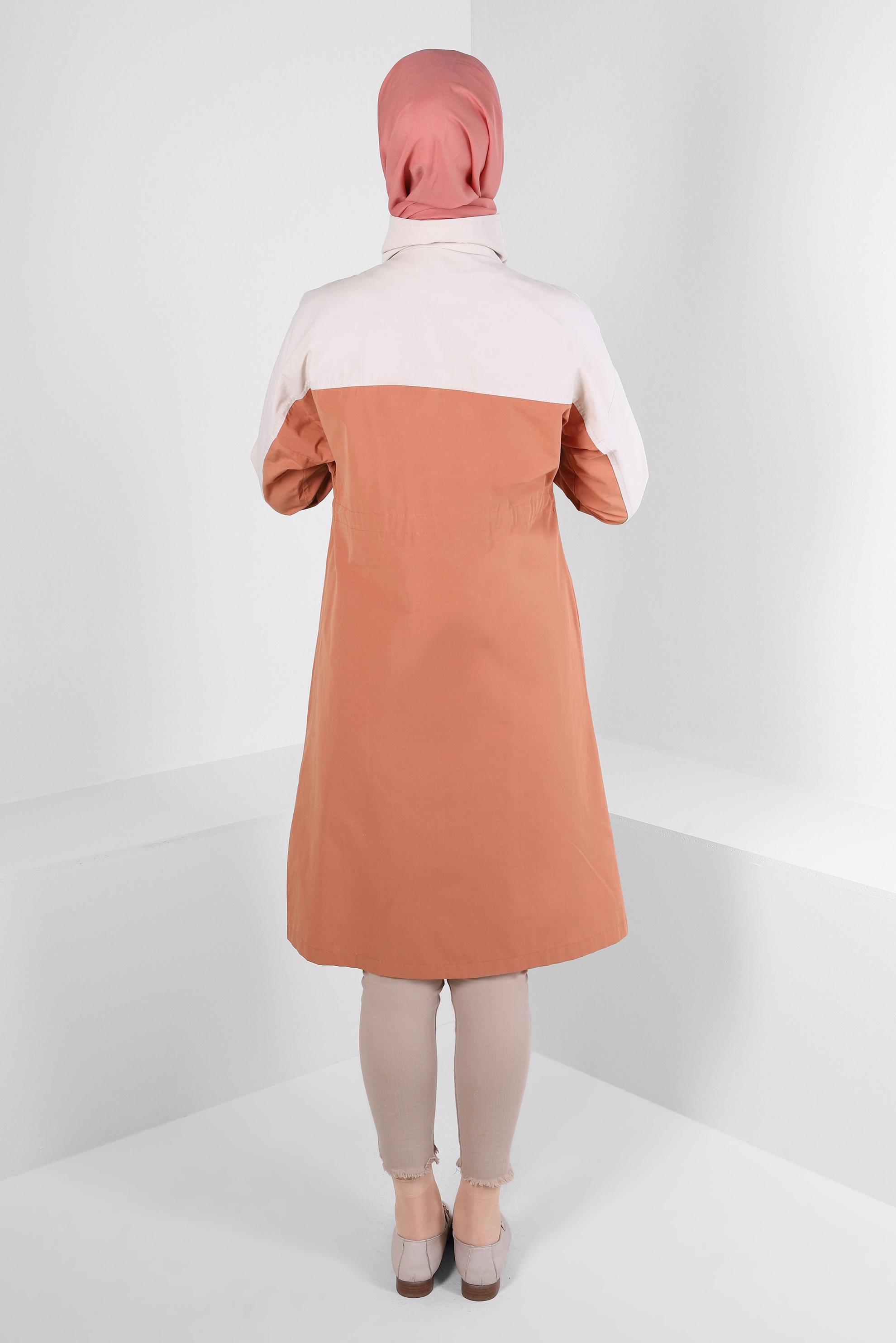 Tesettür giyim TURUNCU İKİ RENKLİ BELİ BÜZGÜLÜ TRENÇKOT 10764