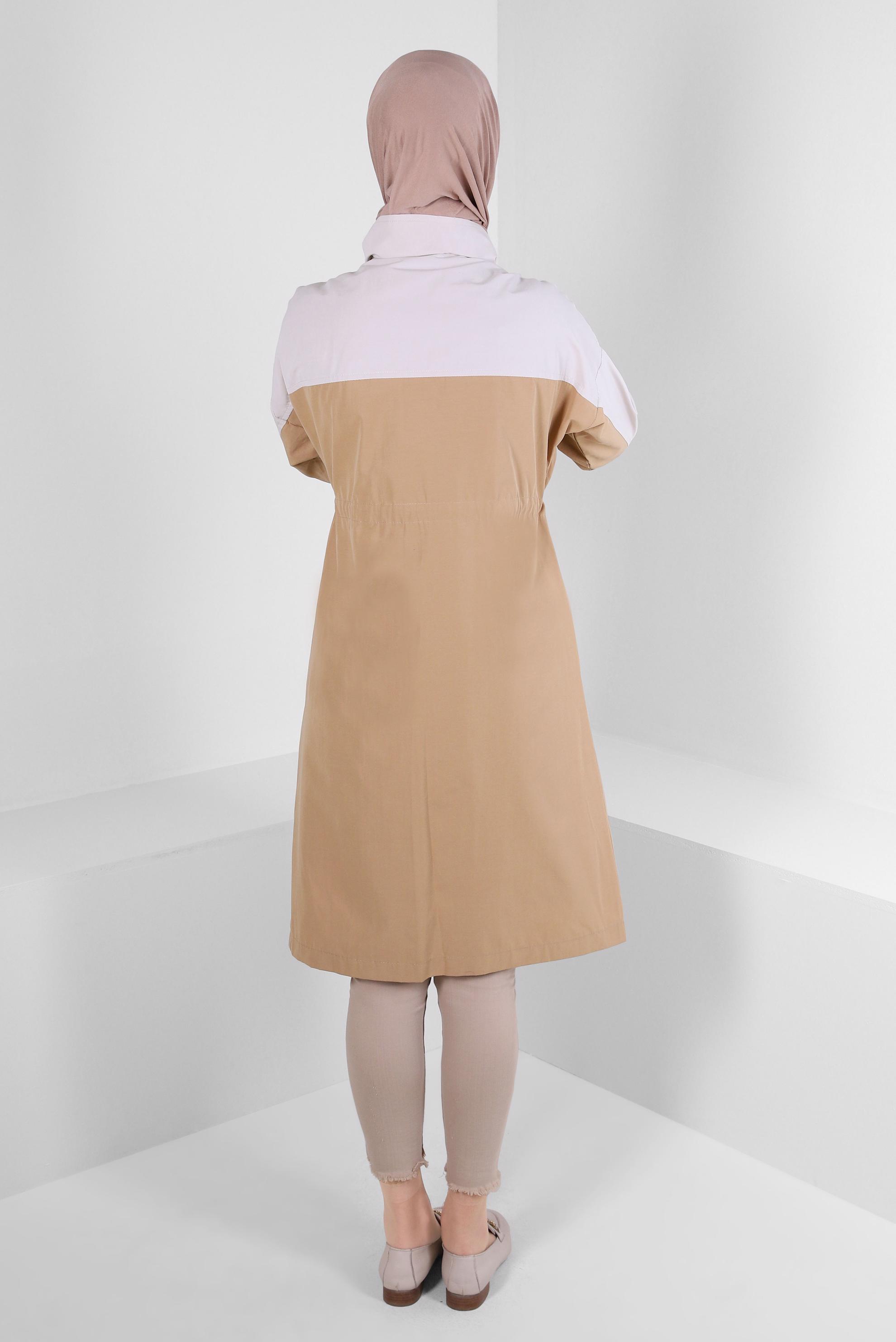 Tesettür giyim KAHVE İKİ RENKLİ BELİ BÜZGÜLÜ TRENÇKOT 10764