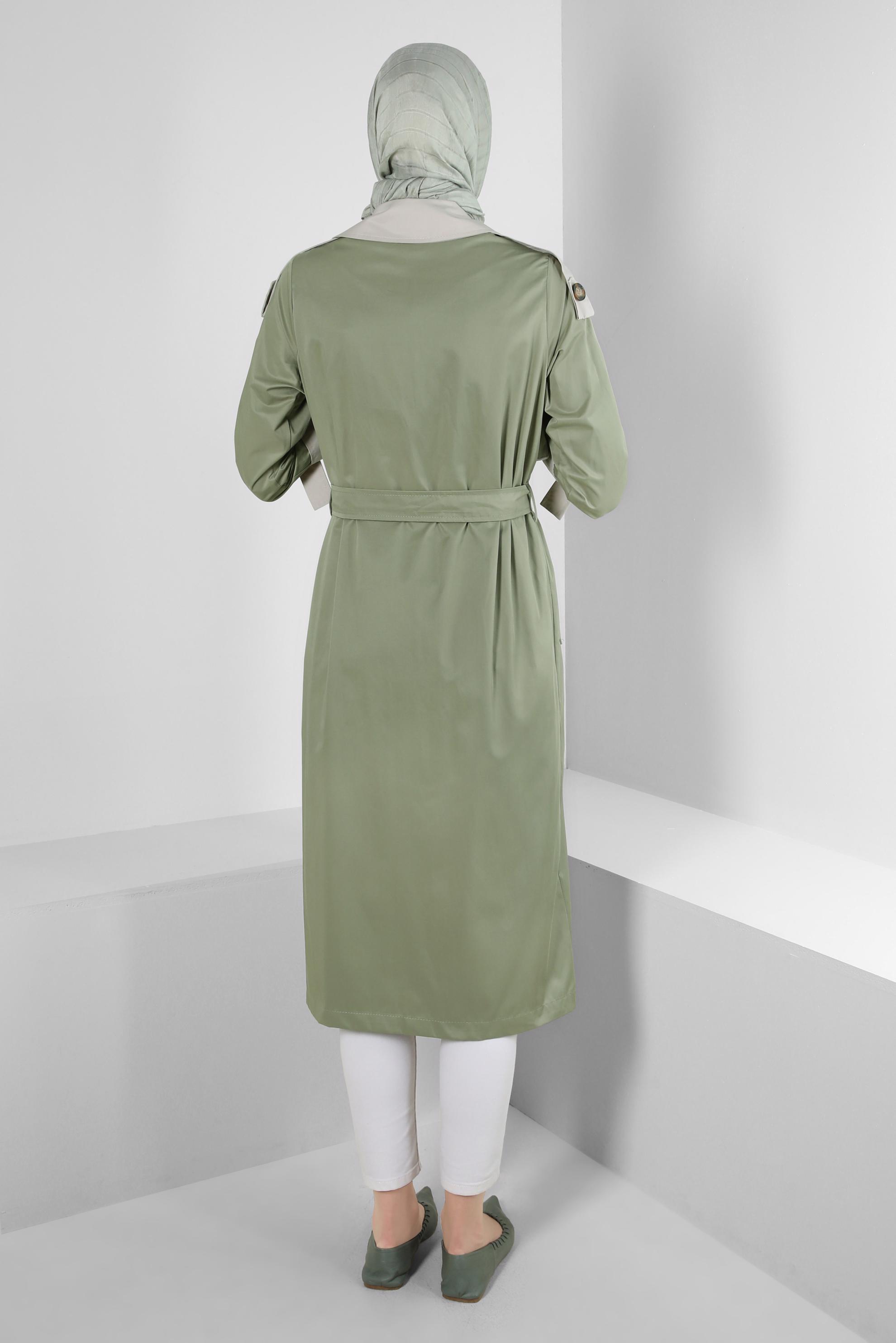 Tesettür giyim HAKİ KEMERLİ DÜĞMELİ BANTLI TRENÇKOT 10765