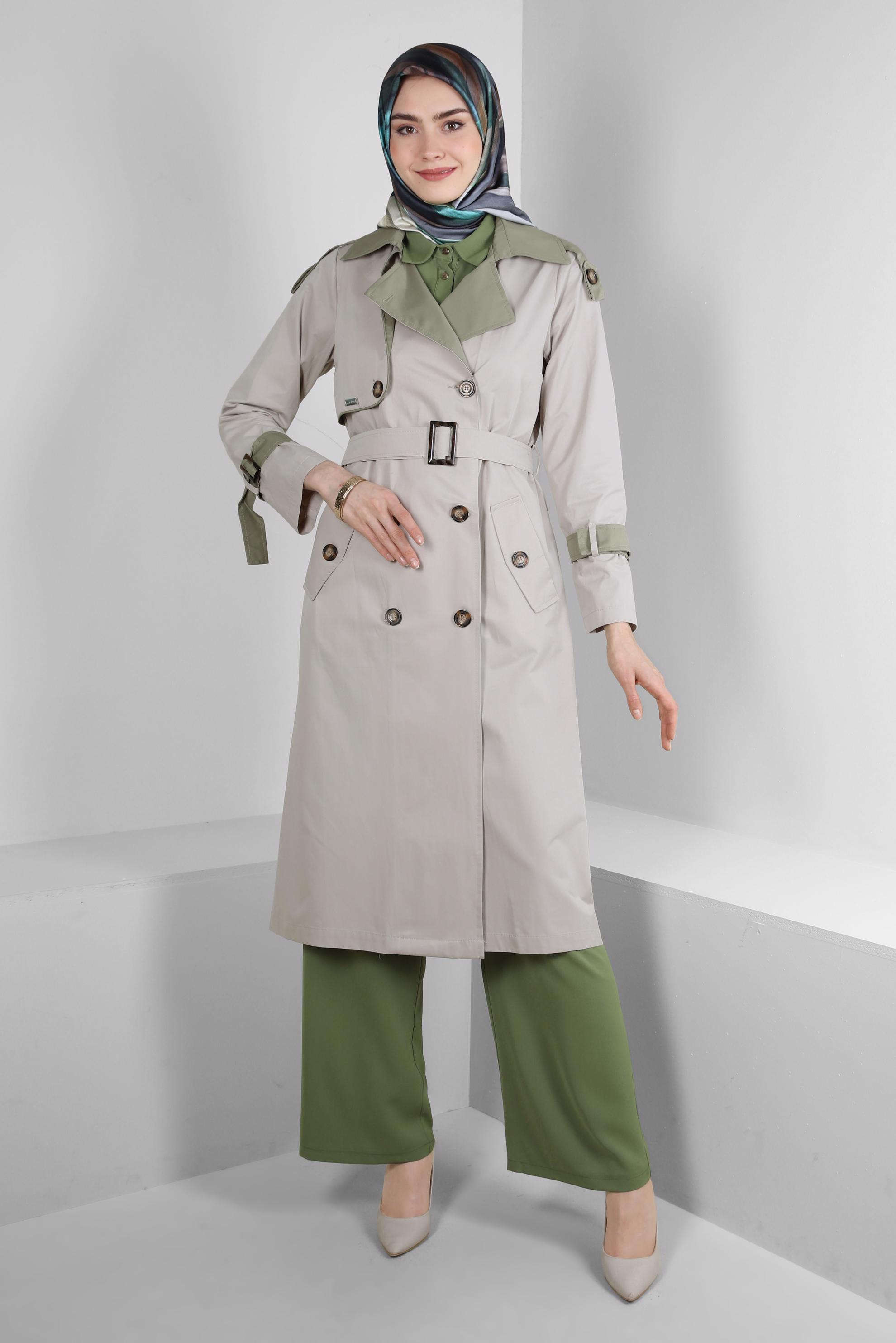 Tesettür giyim BEJ KEMERLİ DÜĞMELİ BANTLI TRENÇKOT 10765